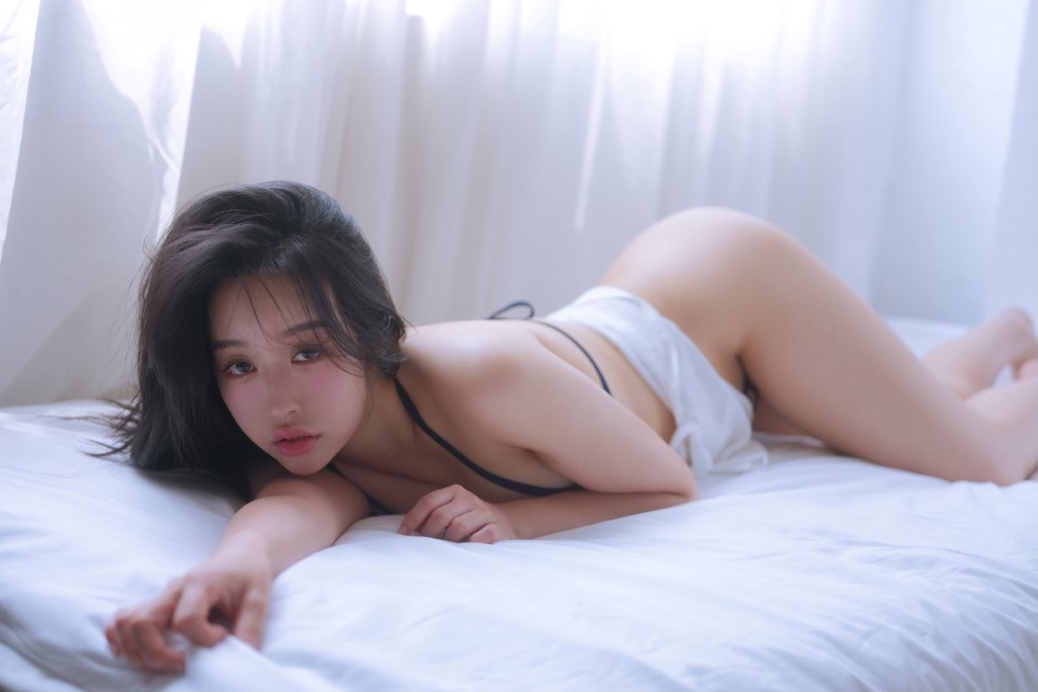 [YO-U] Seoe - Vol.1 Microbikini [99P]