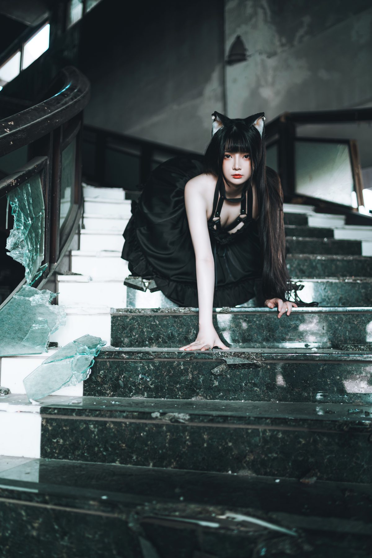 Coser@落落Raku – 黑猫