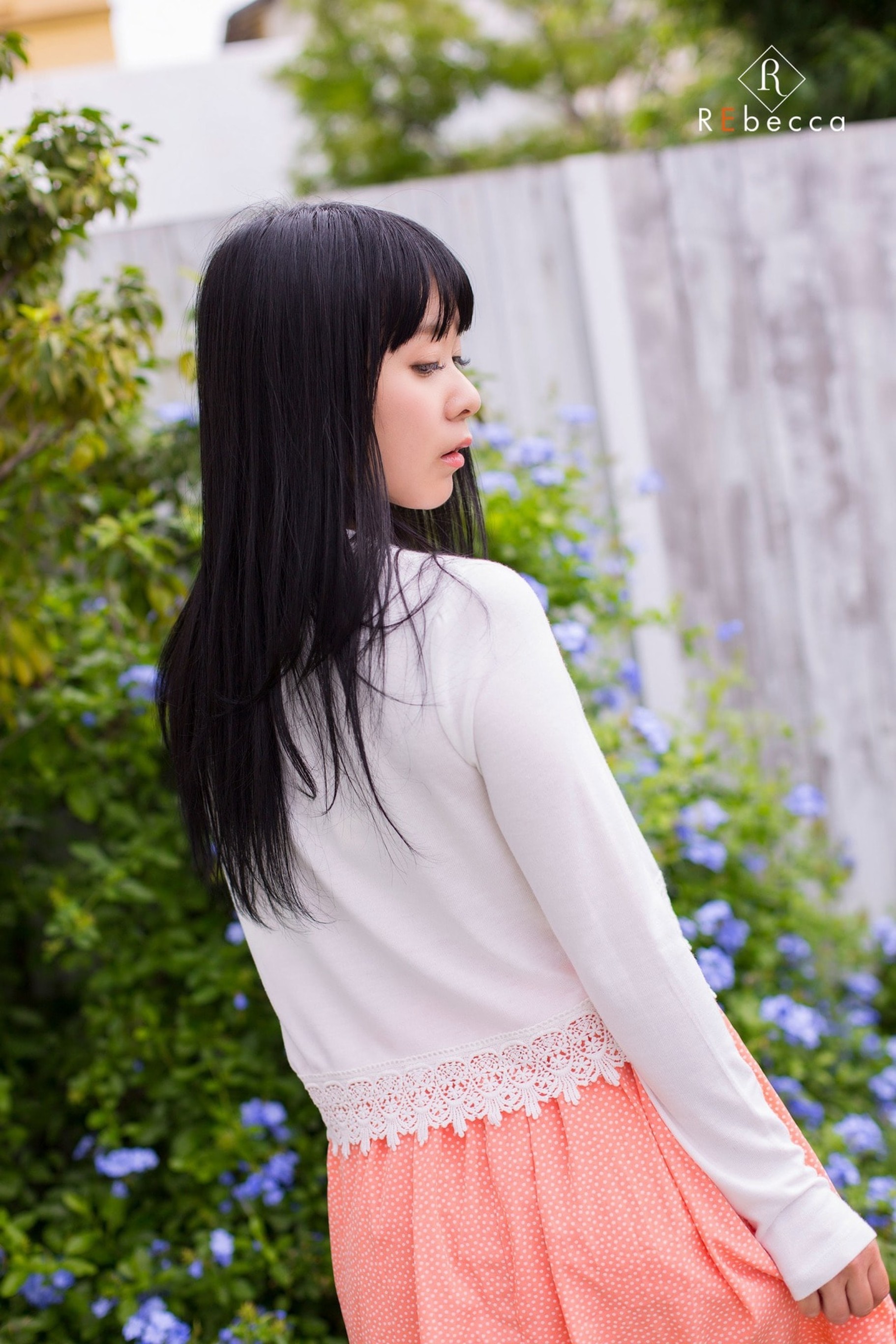 [Photobook] 初裸 virgin nude 101 桜月みお [100P]