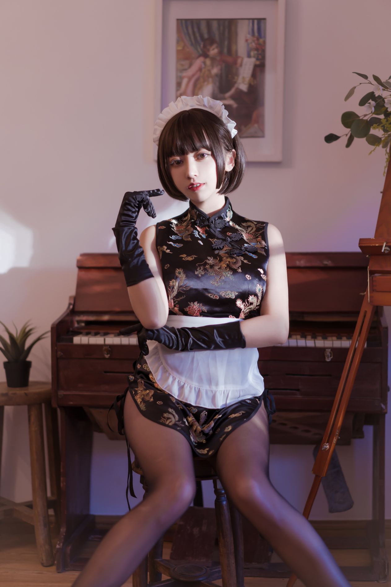 Coser@过期米线线喵 黑丝旗袍