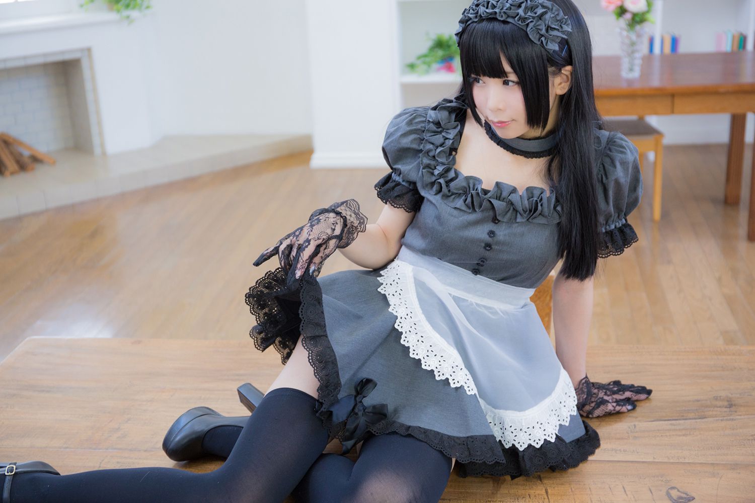 Coser@Akira Gray Maid Doll Part 3