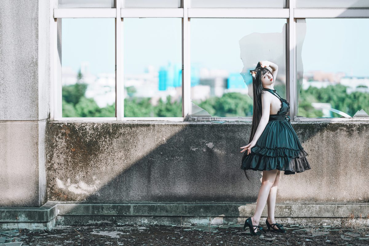 Coser@落落Raku – 黑猫