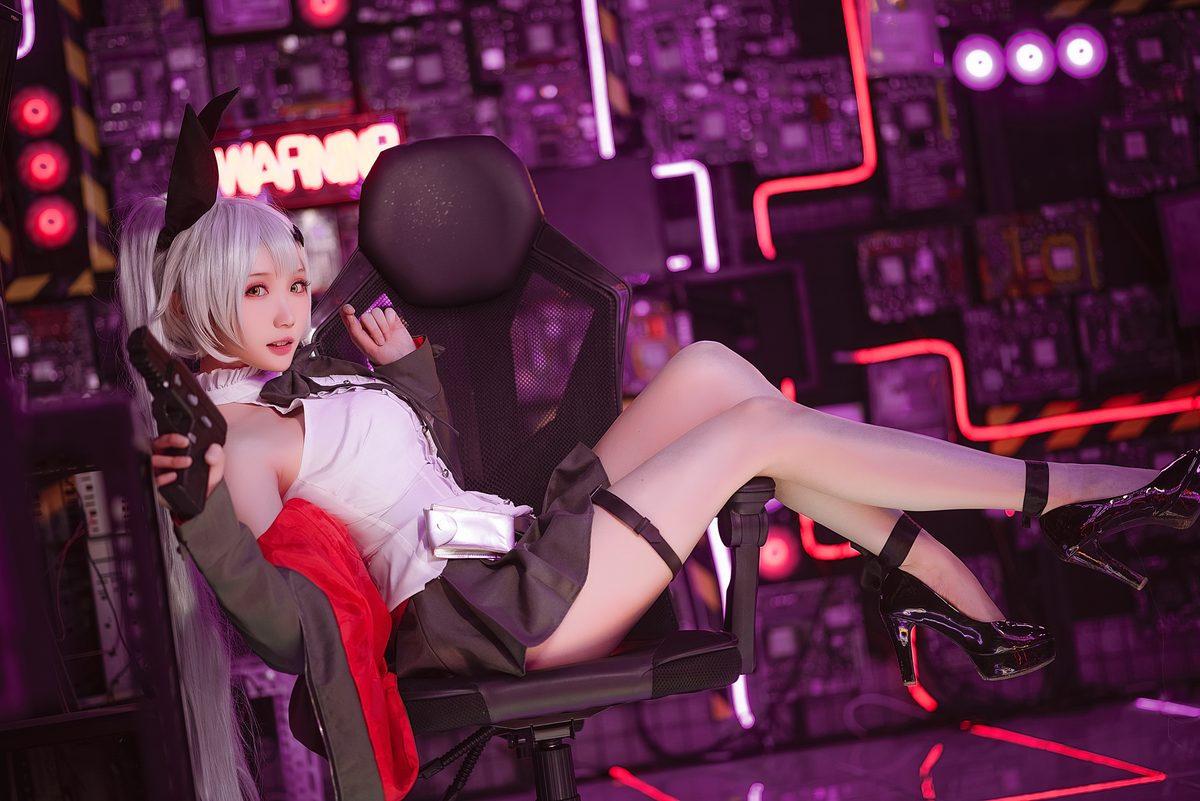 Coser@瓜希酱 – 少女前线 FN-57 Five-seveN Part 3