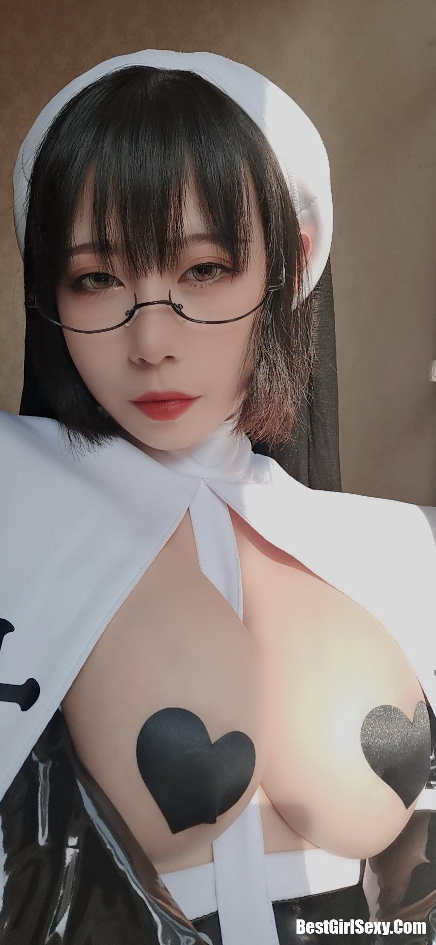 Coser@奈汐酱nice 修女