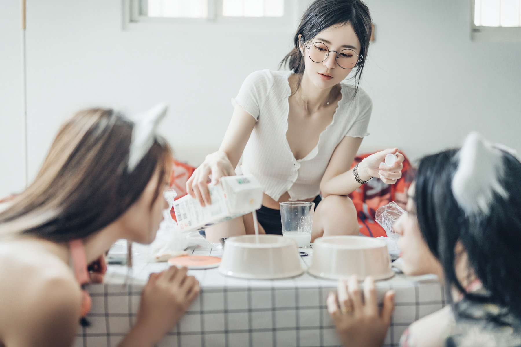 JVID精品 三位女神全裸合體🔞 宅女辰辰與她的兩隻貓咪飄飄 妍妍的性生活❤️ Vol.01 Set.01 [80P]