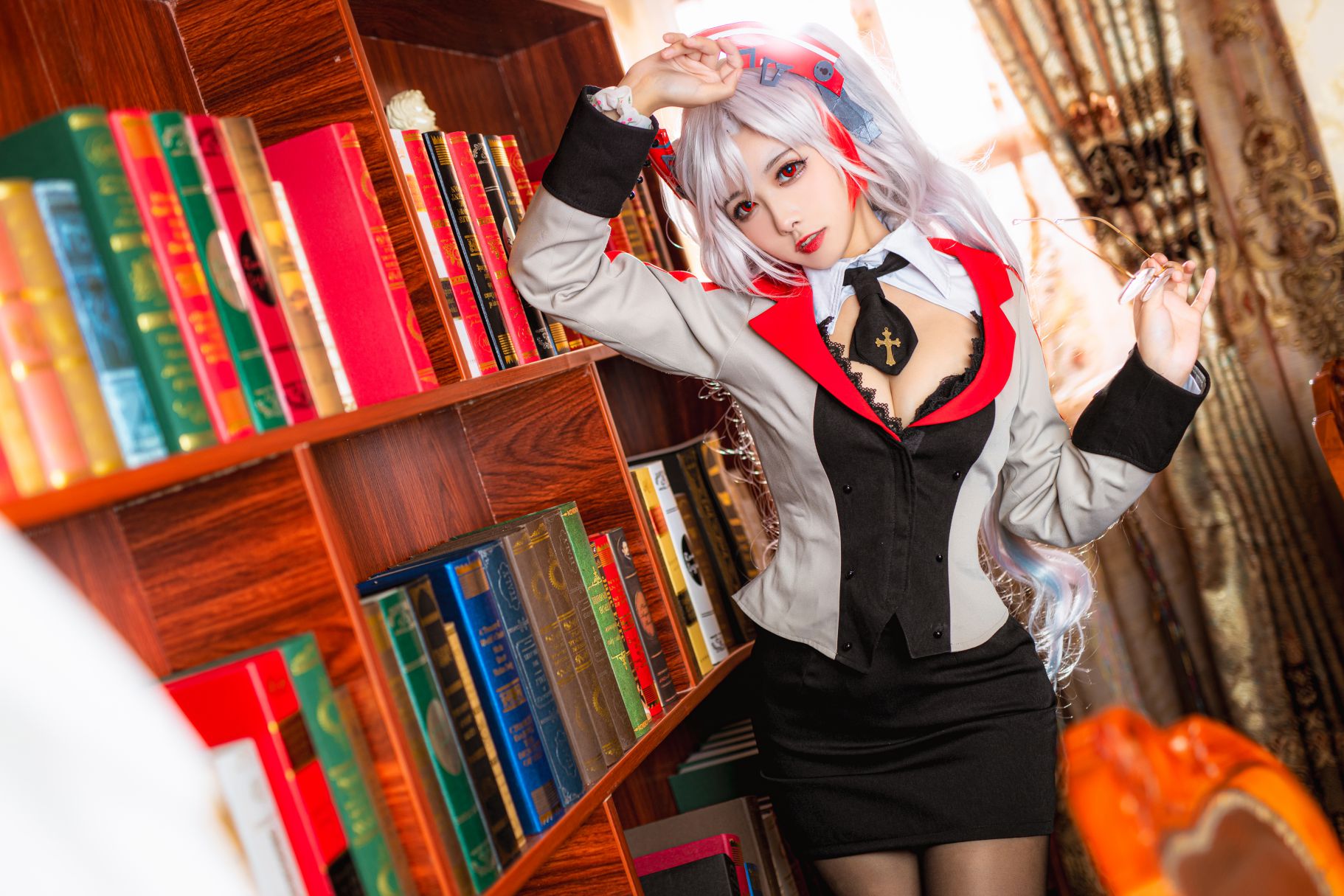 Coser@Momoko葵葵 教师