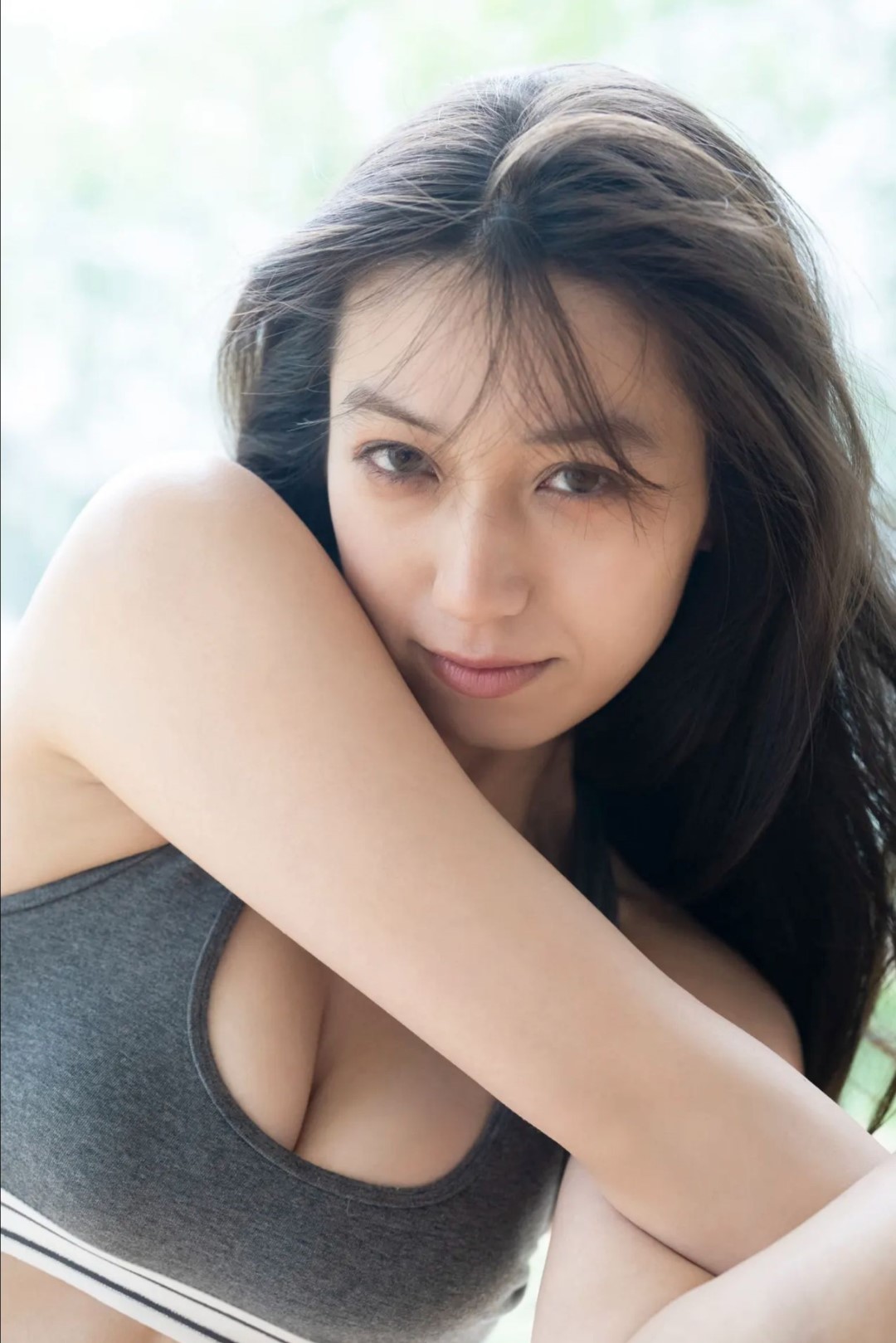 佐藤あいり 『艶めく素肌 vol.1』 [60P]