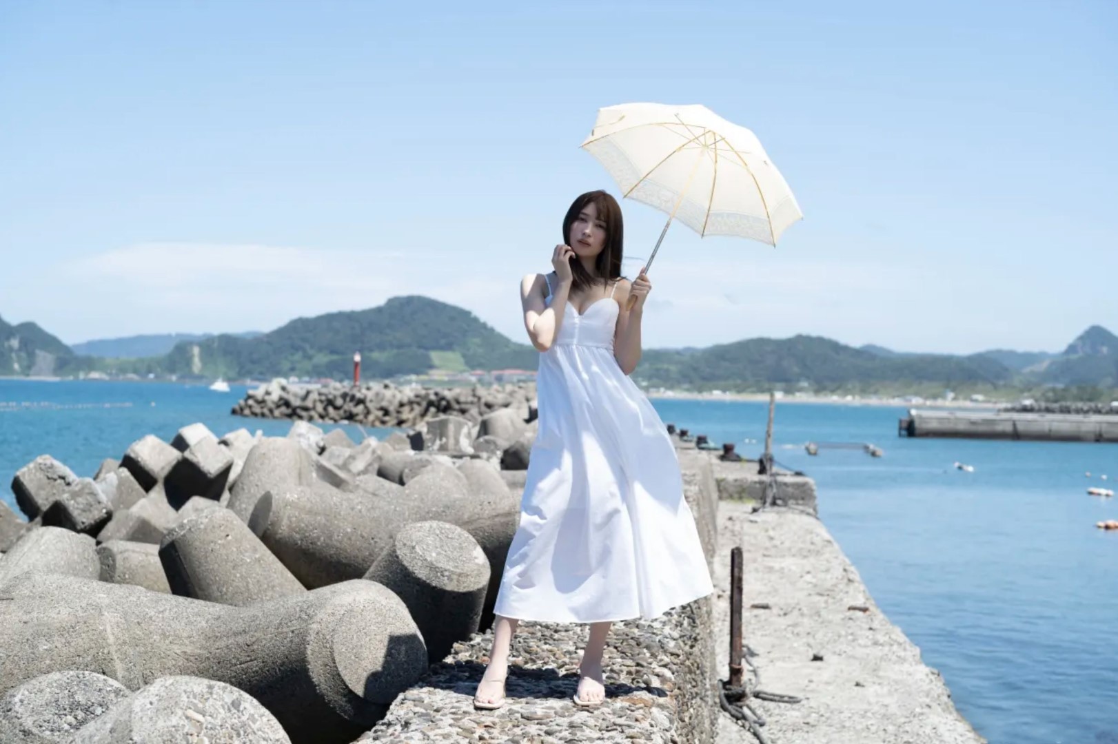 マンスリーガール 016 雪平莉左 先行公开100カット [100P]