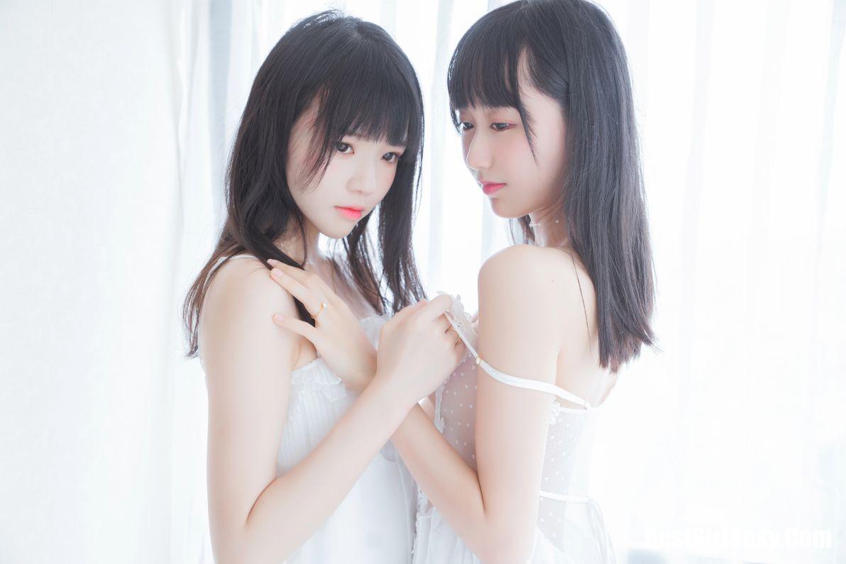 Coser@桜桃喵 Vol.045 白色长裙