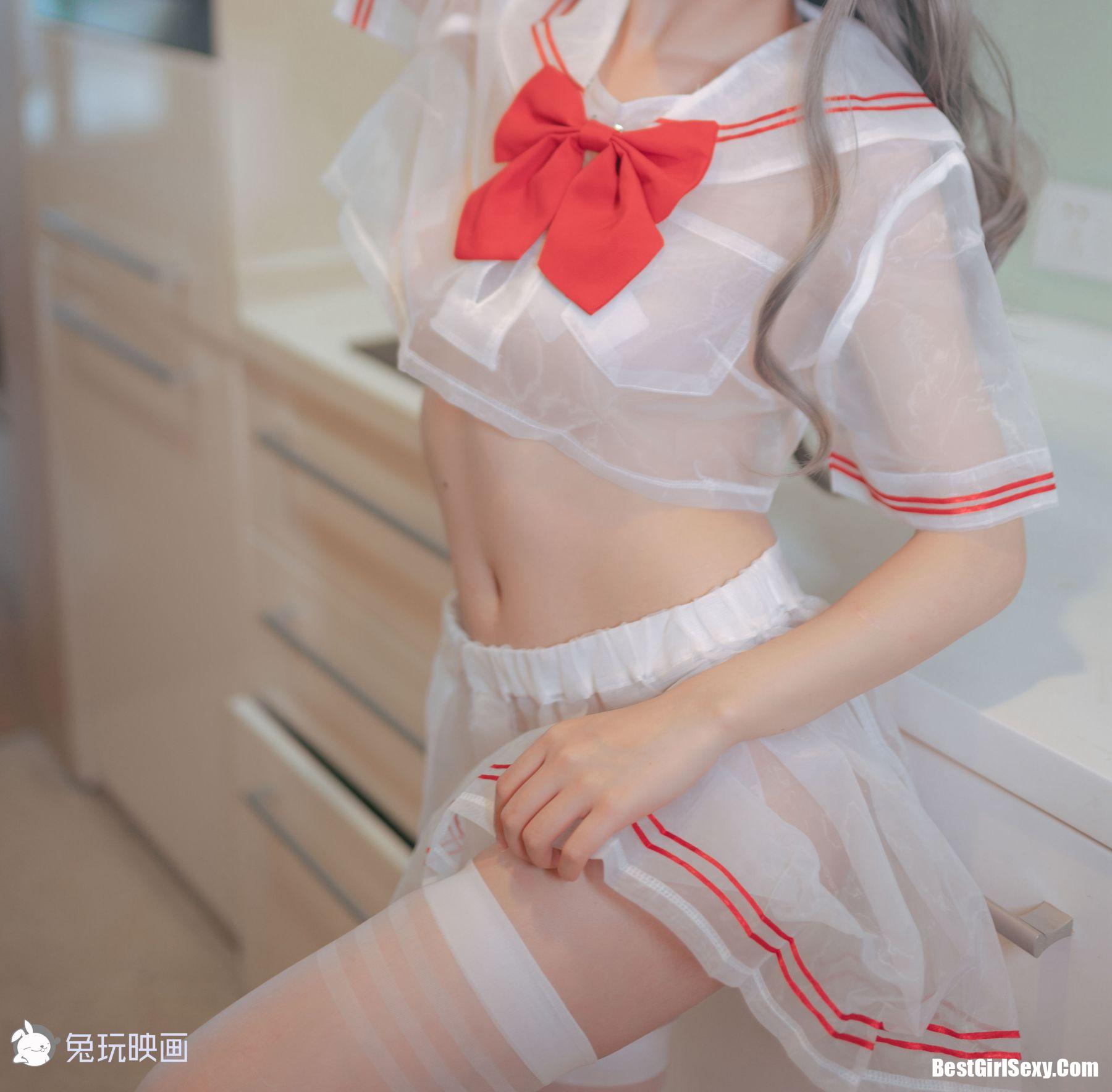 Coser@抖娘-利世 穿制服的小姐姐