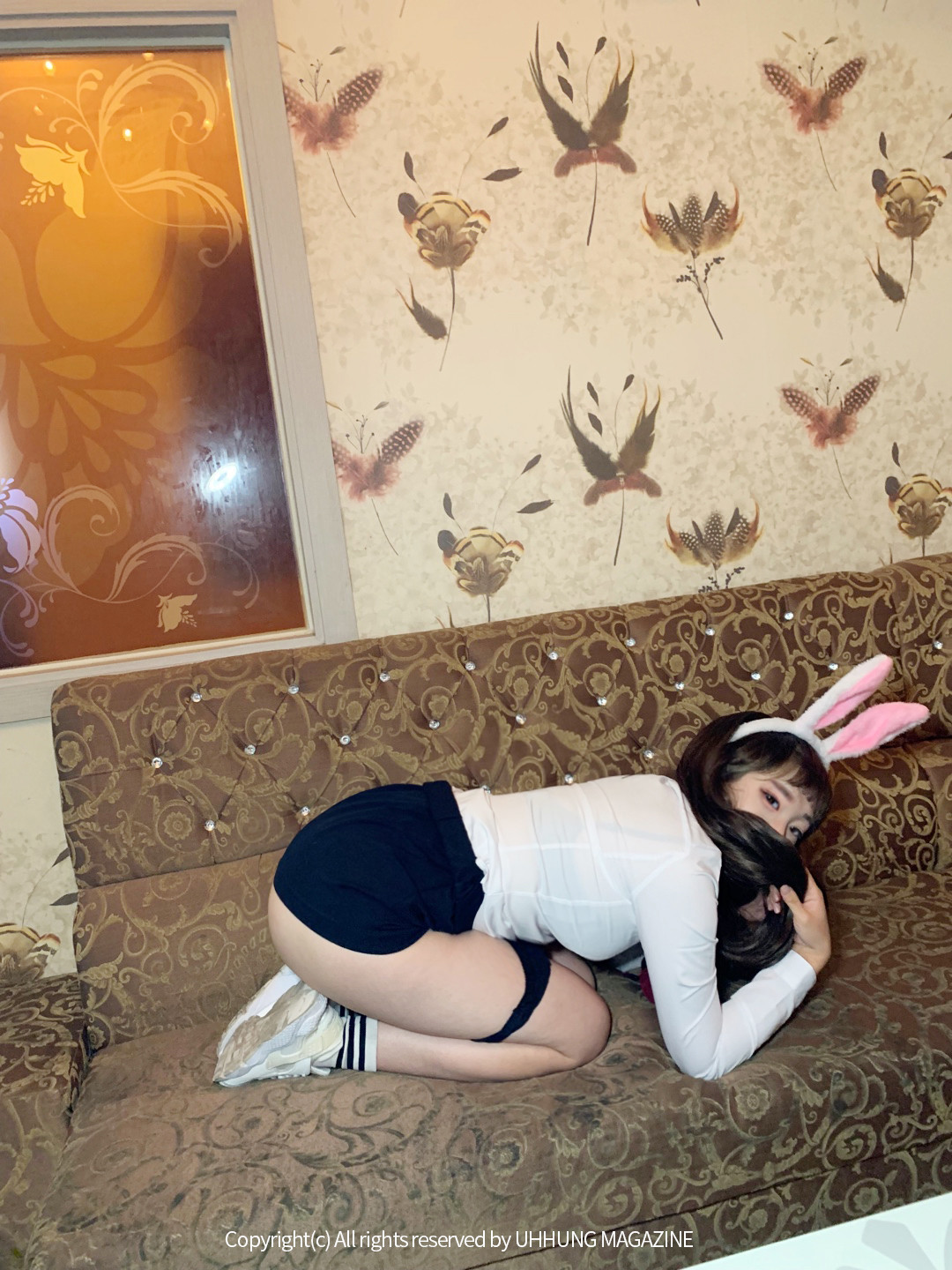 Hyejung 혜정, UHHUNG Magazine Vol.01 Karaoke Set.01