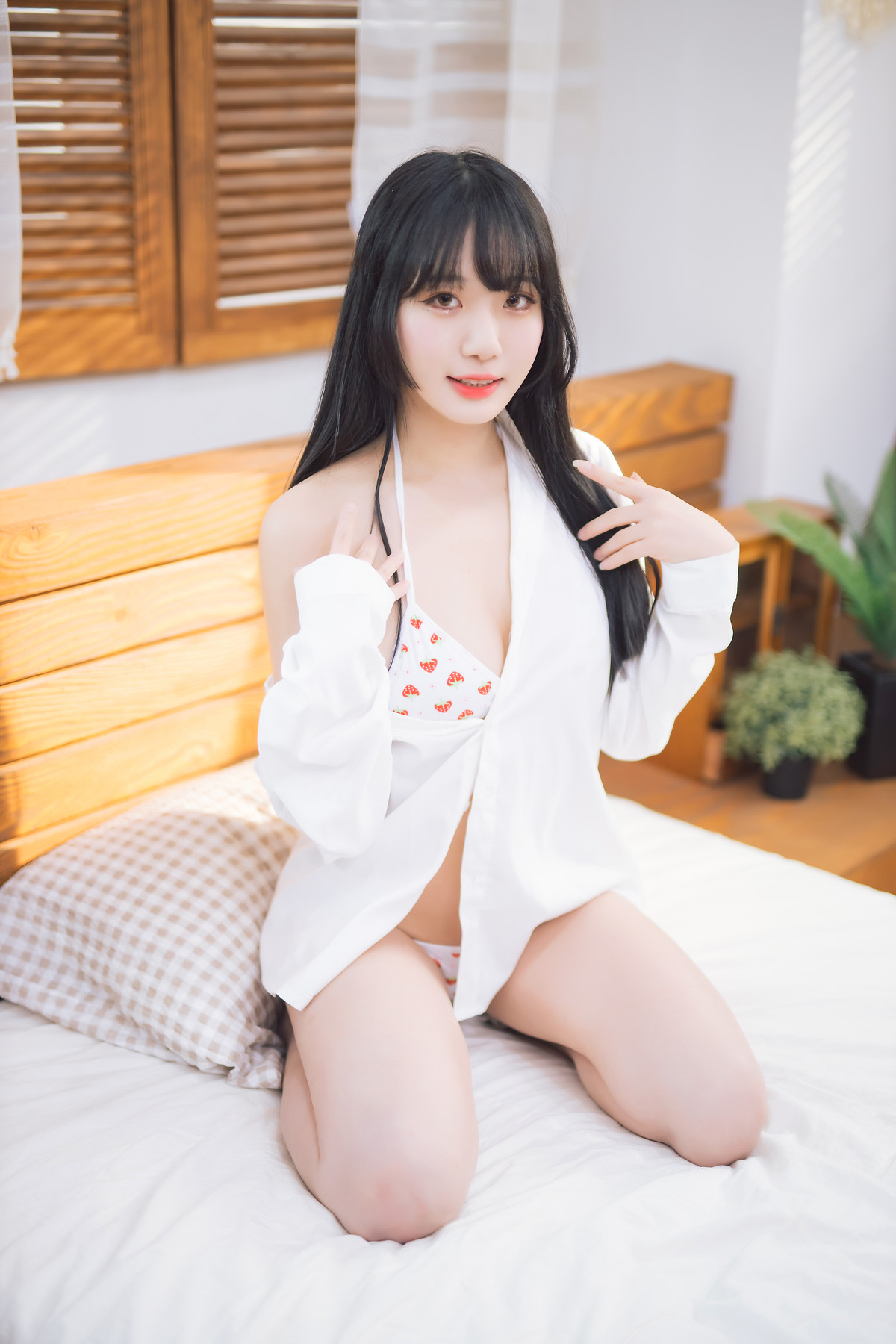 Sooflower 수련수련, Strawberry Photobook Set.01 16 Sooflower 수련수련, Strawberry Photobook Set.01