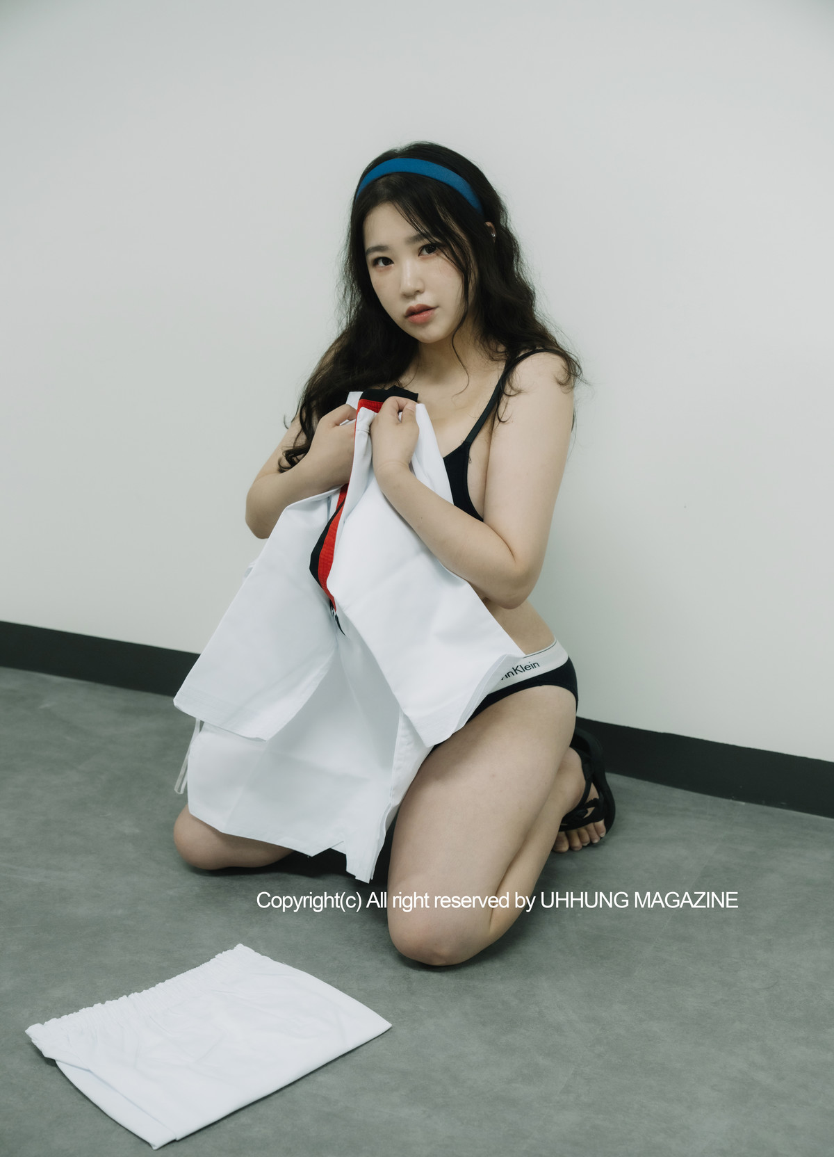 Jenn 젠, UHHUNG Magazine Vol.01 Taekwondo Set.01