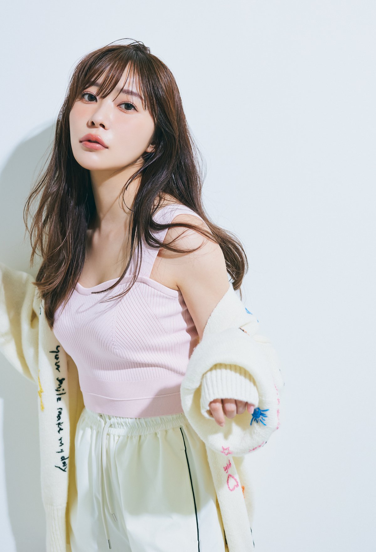 Rino Sashihara 指原莉乃, aR (アール) Magazine 2024.03 15 Rino Sashihara 指原莉乃, aR (アール) Magazine 2024.03