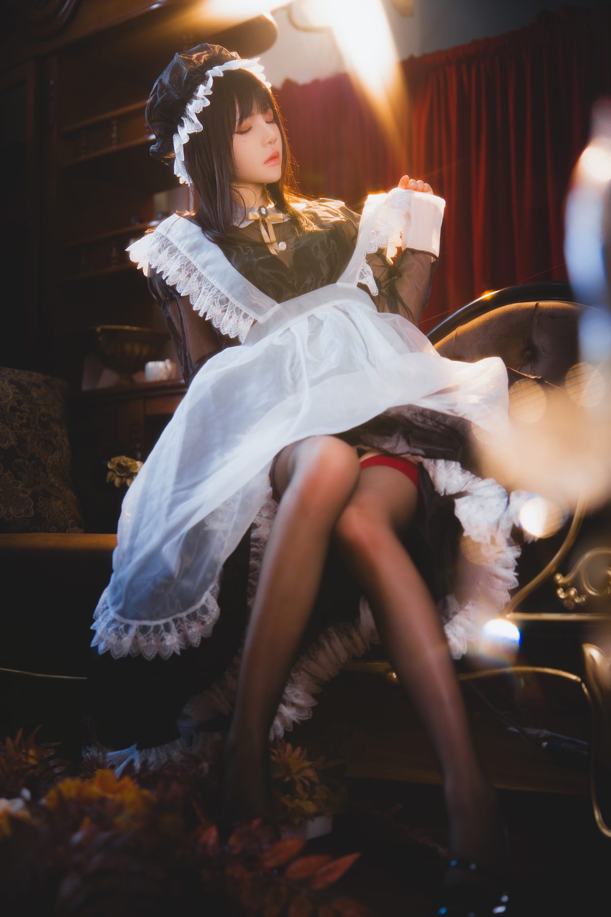 Coser@桜桃喵 – 透明女仆 Part 2