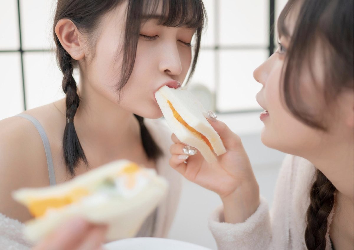 スカートを约100回めくれる本 Vol.27 水那しおね 芽衣 Part4