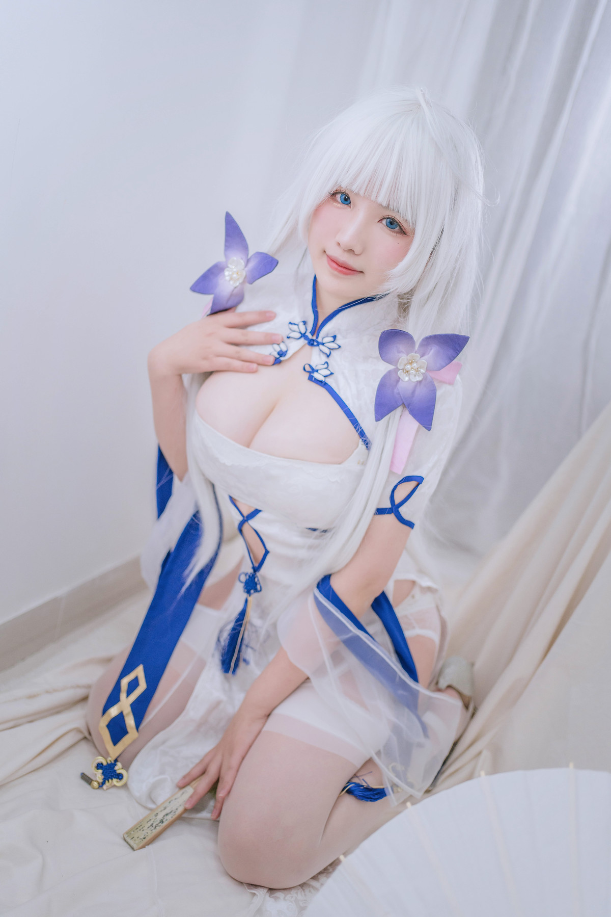 Cosplay 阿半今天很开心 光辉四散