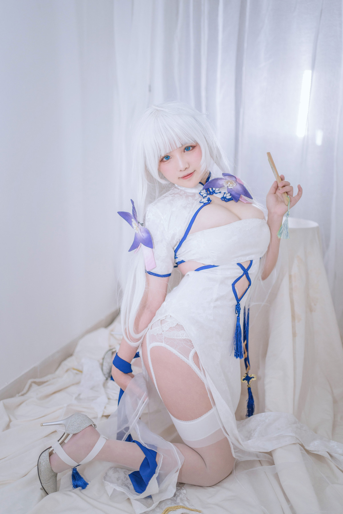 Cosplay 阿半今天很开心 光辉四散