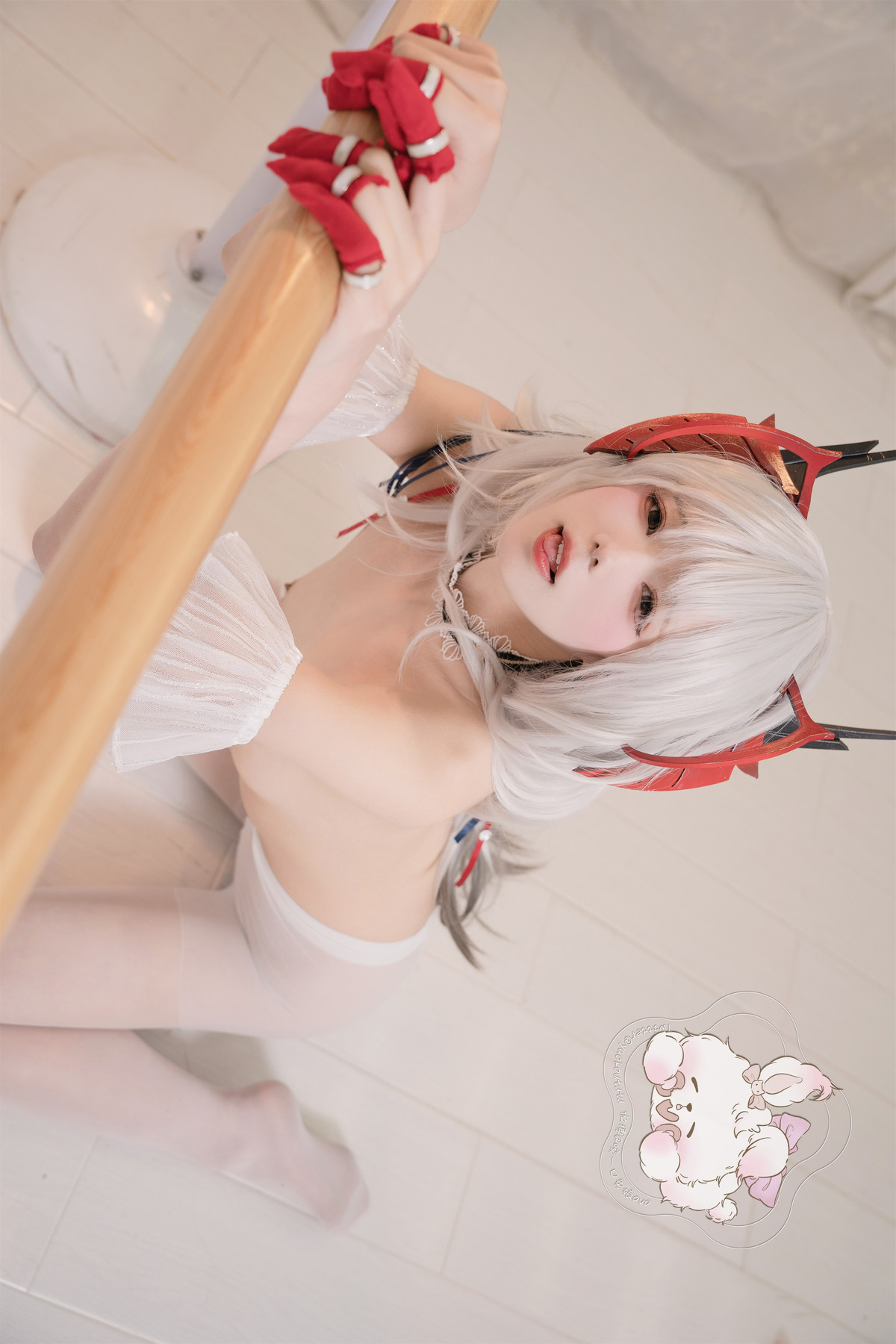 Cosplay 咬一口兔娘 天鹅之舞