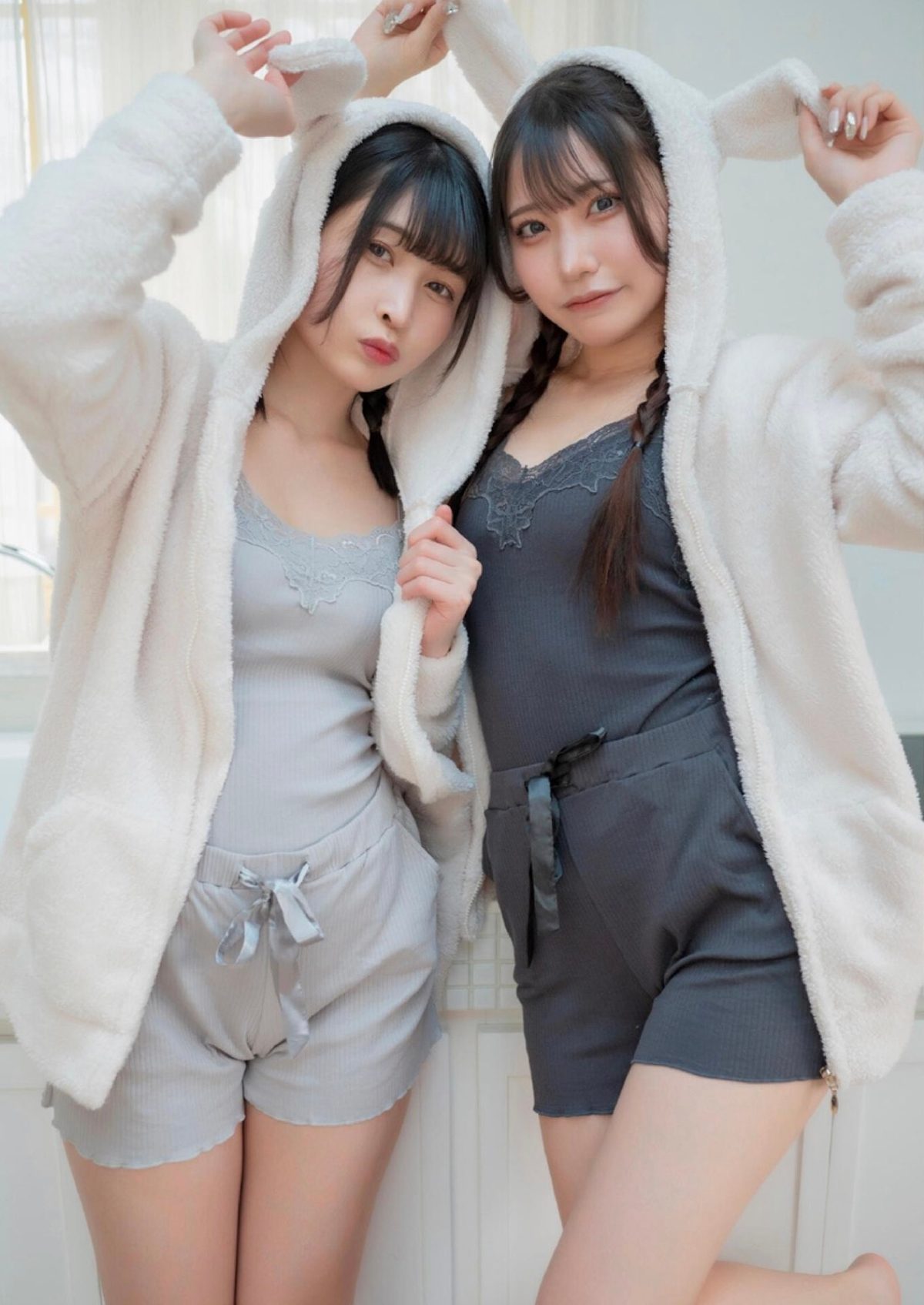スカートを約100回めくれる本 Vol.27 水那しおね 芽衣 Part3