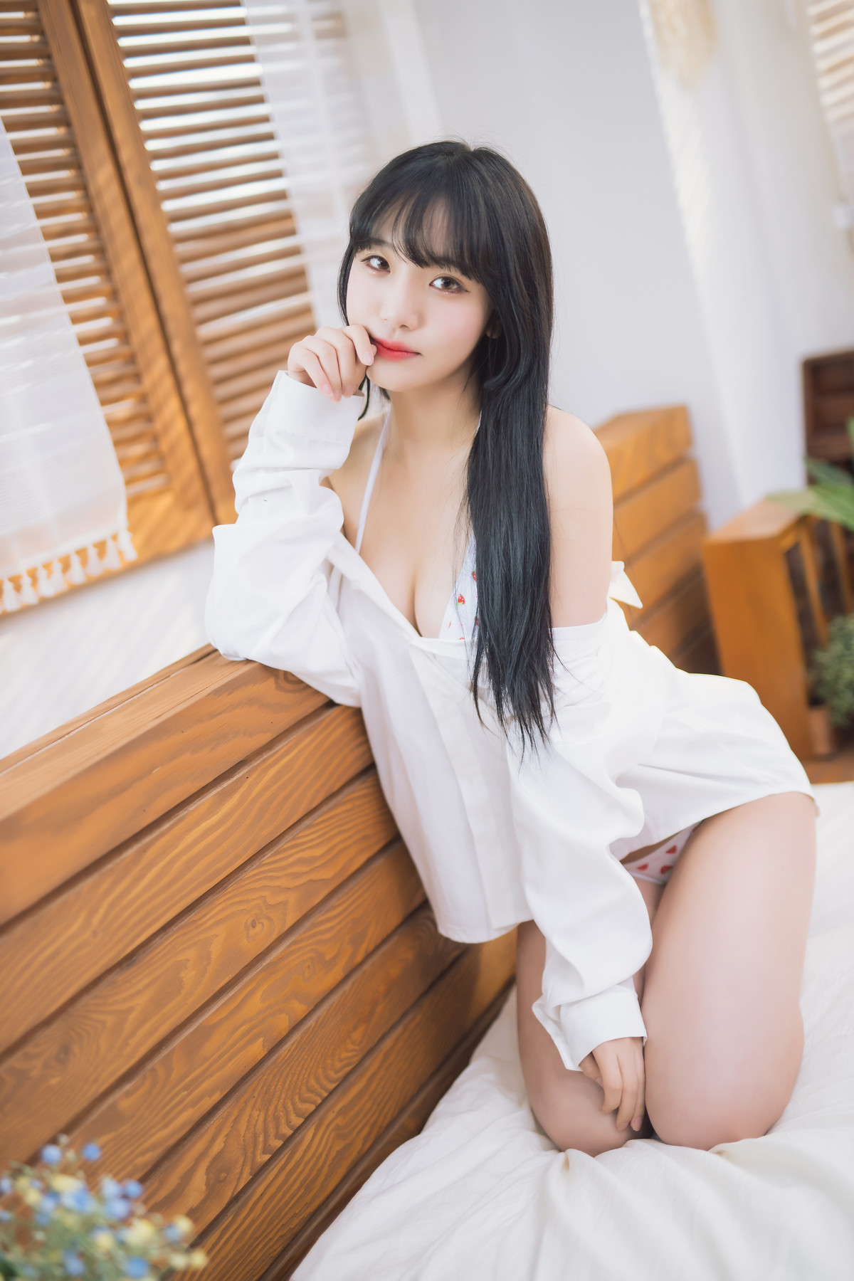 Sooflower 수련수련, Strawberry Photobook Set.01 21 Sooflower 수련수련, Strawberry Photobook Set.01
