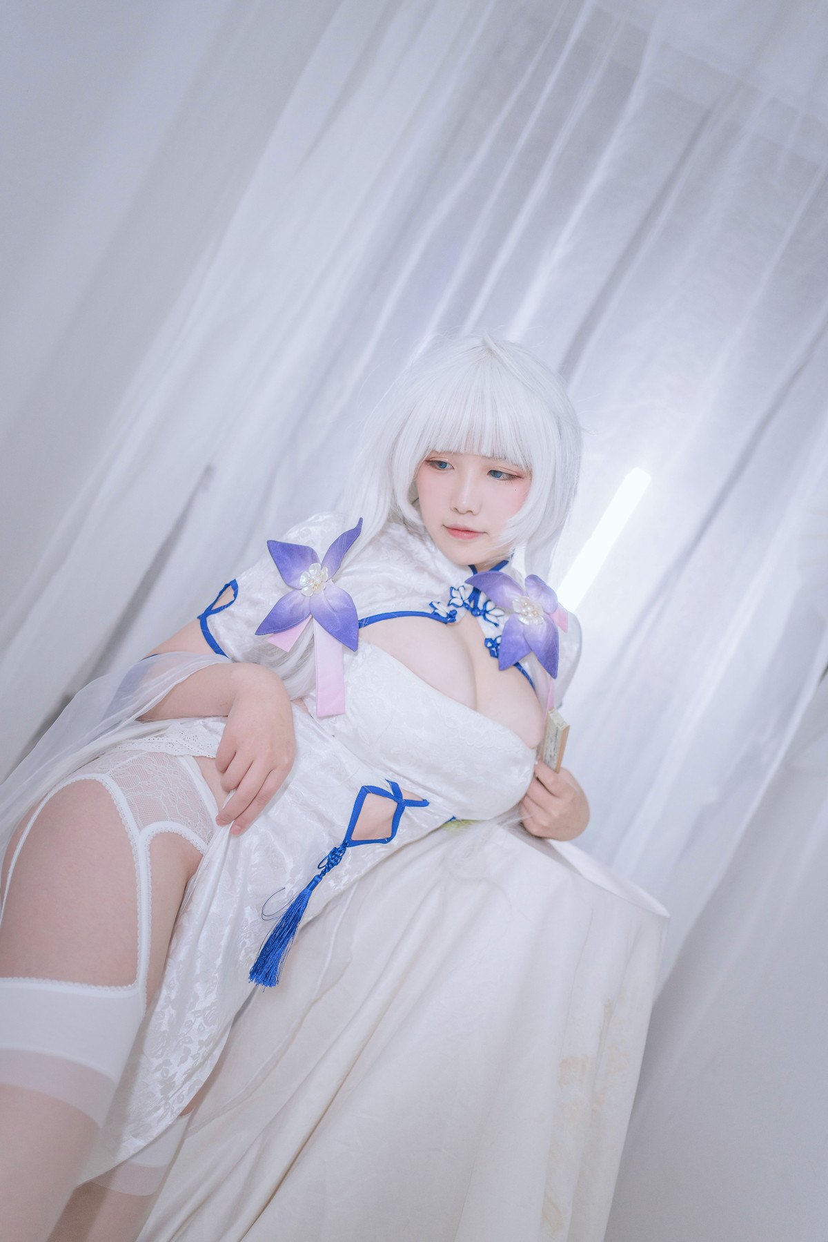 Cosplay 阿半今天很开心 光辉四散