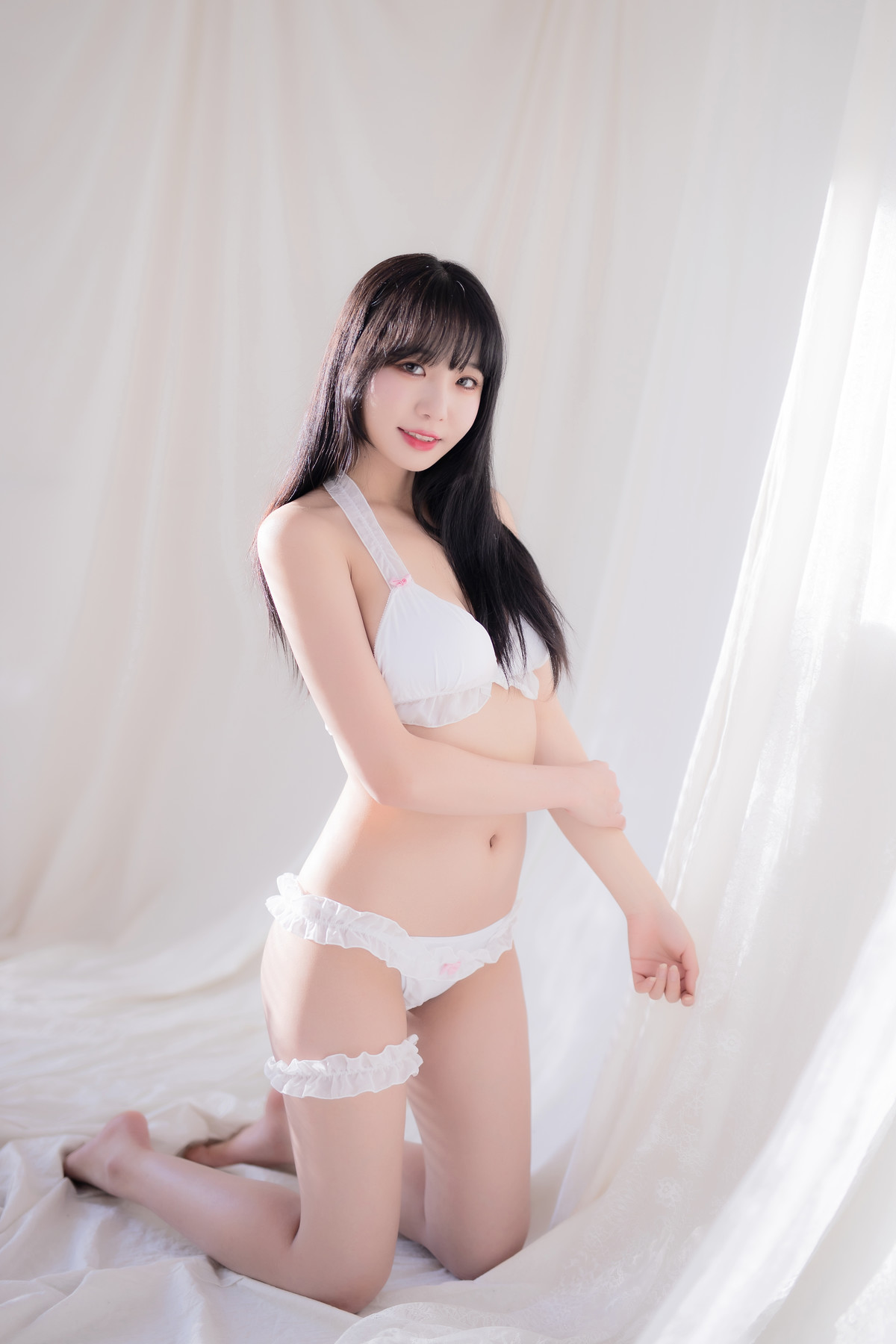 Sooflower 수련수련, Strawberry Photobook Set.02 32 Sooflower 수련수련, Strawberry Photobook Set.02