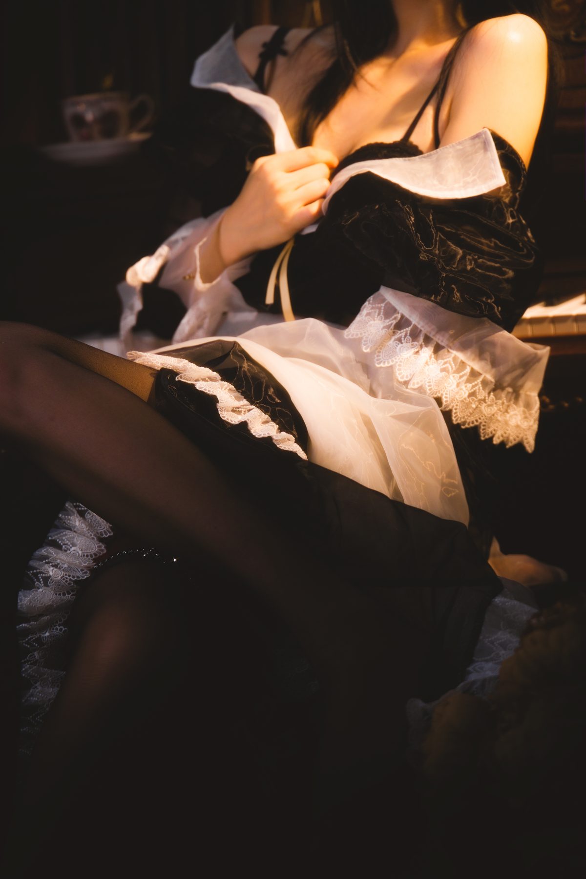 Coser@桜桃喵 – 透明女仆 Part 2