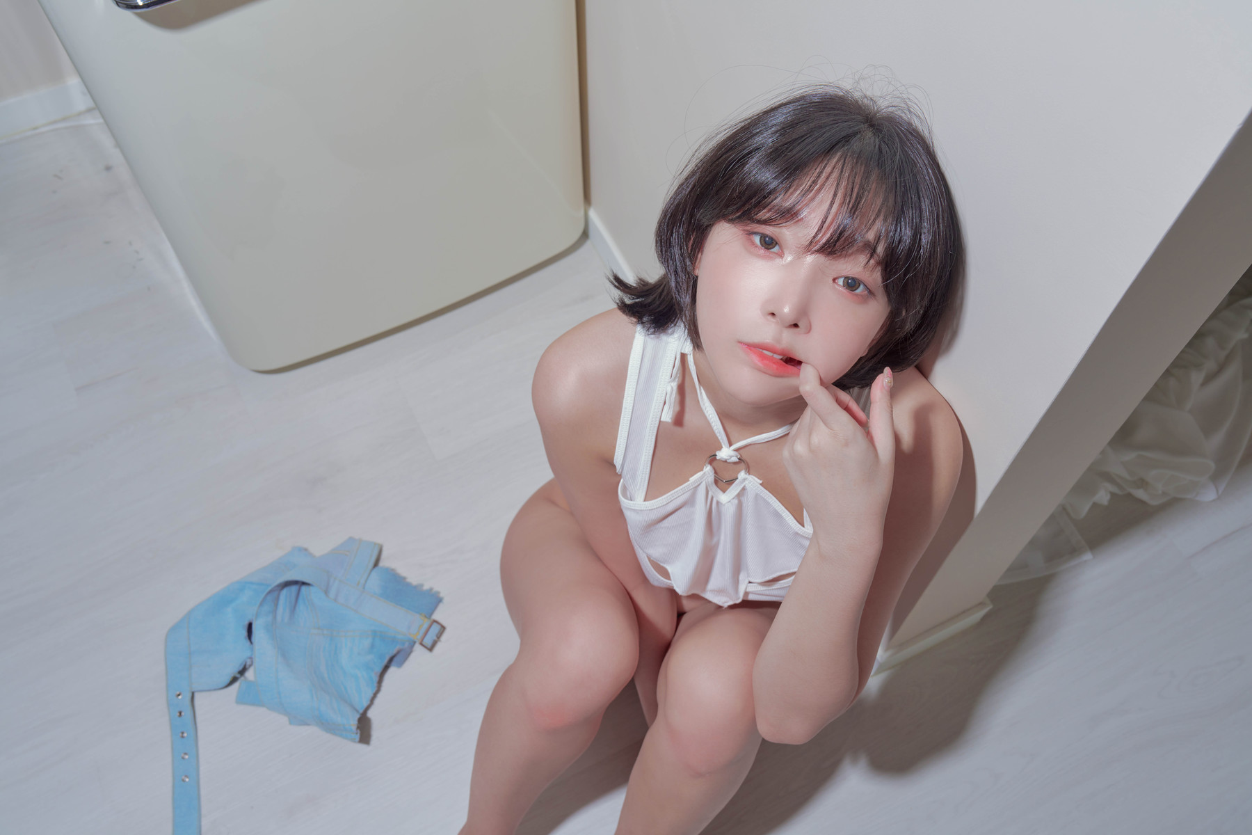 Kang Inkyung 강인경, Photobook “Girlfriend” Set.01