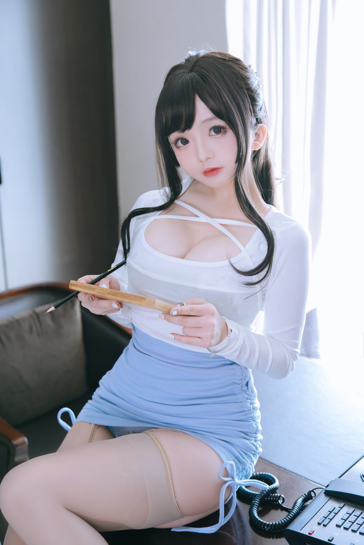 Coser@日奈娇 – 私人秘书 Part1