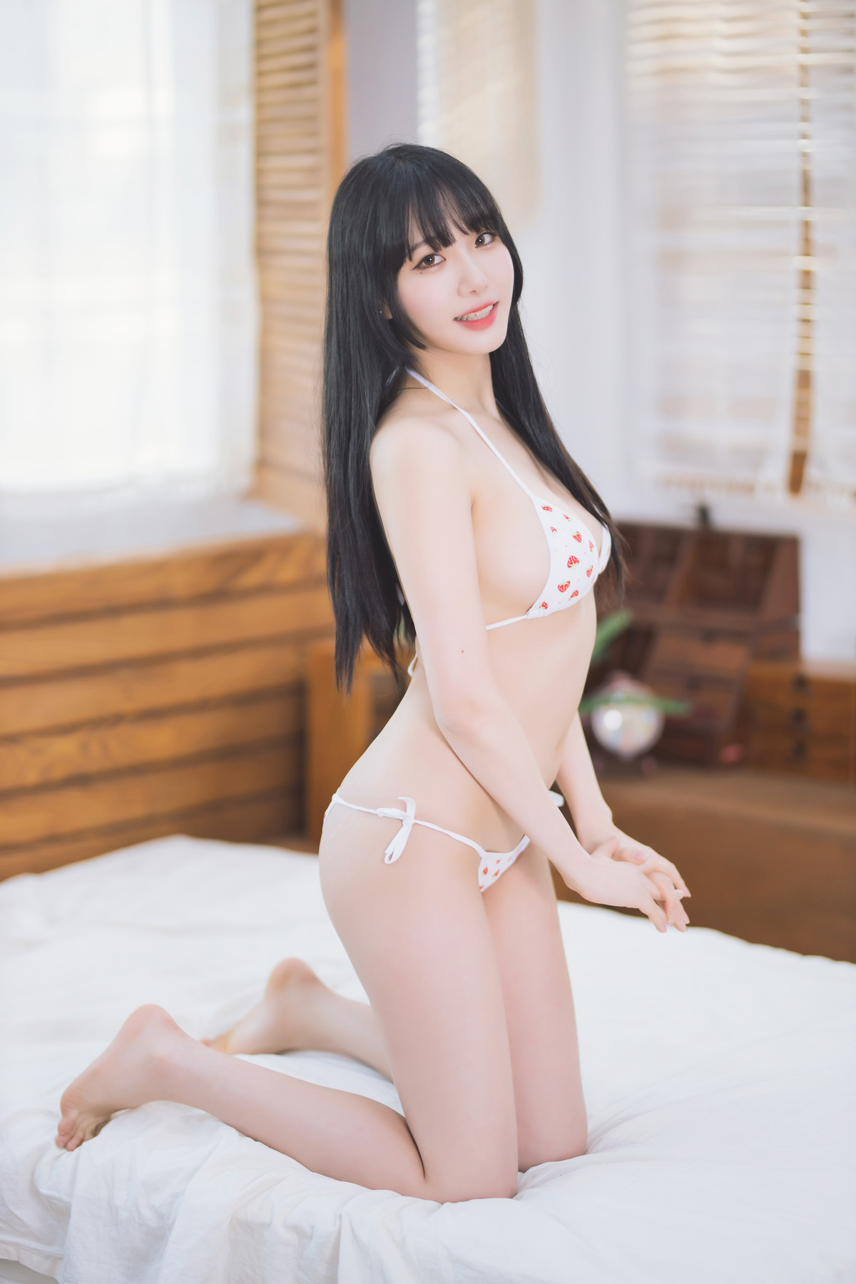 Sooflower 수련수련, Strawberry Photobook Set.01 8 Sooflower 수련수련, Strawberry Photobook Set.01