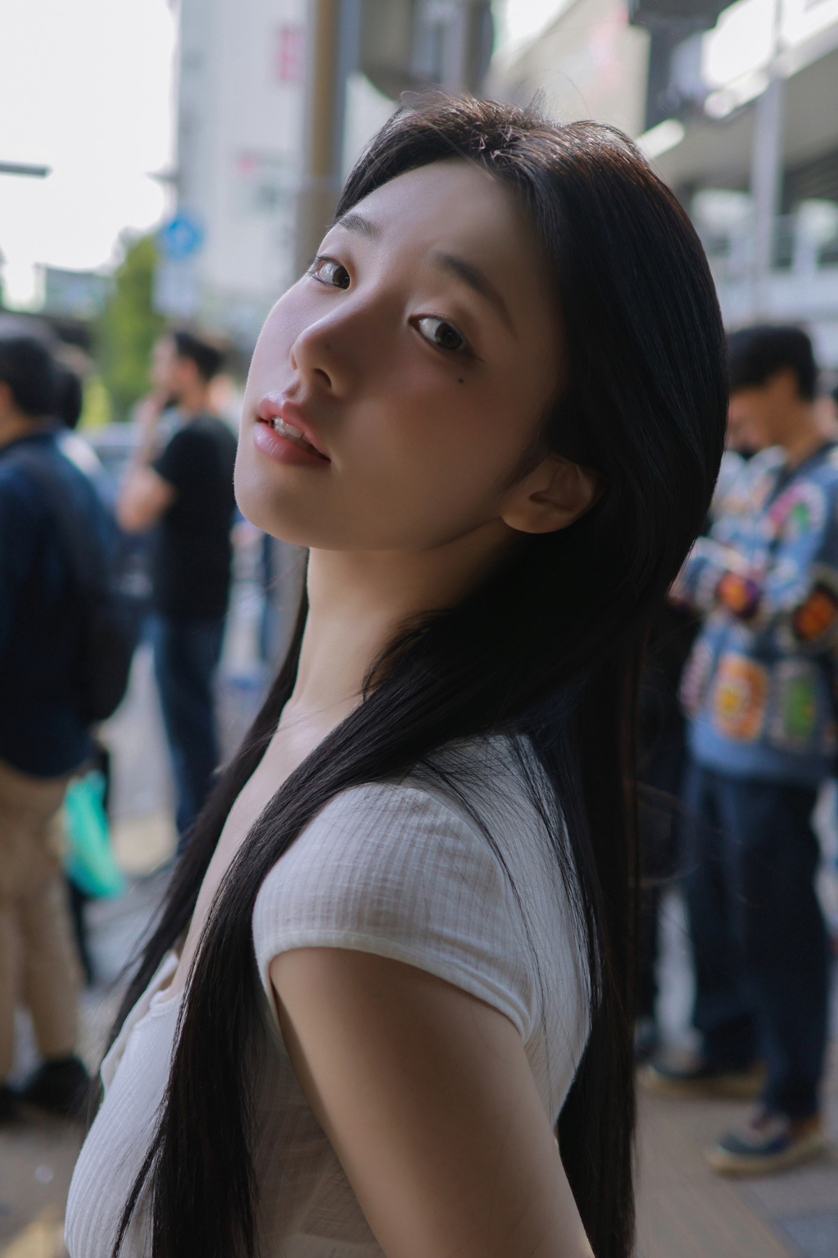 Yeon Woo 연우, Photobook “In Tokyo” Set.02