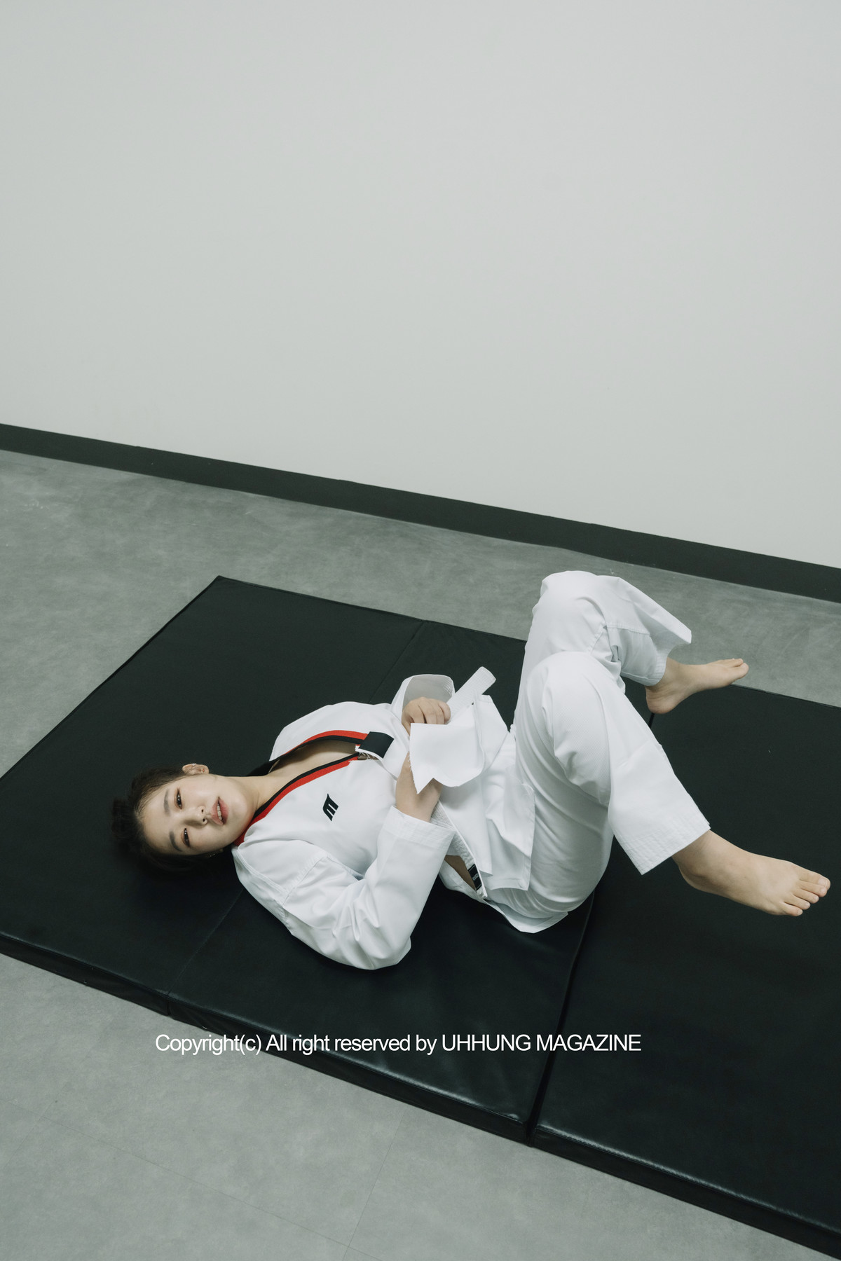 Jenn 젠, UHHUNG Magazine Vol.01 Taekwondo Set.03