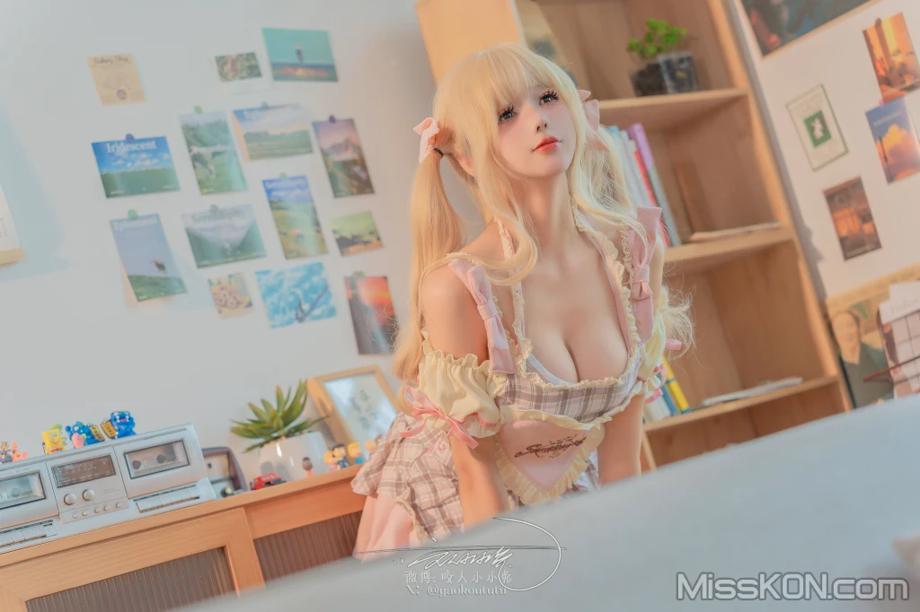 Coser@黏黏团子兔: 居家甜妹 超级敏感