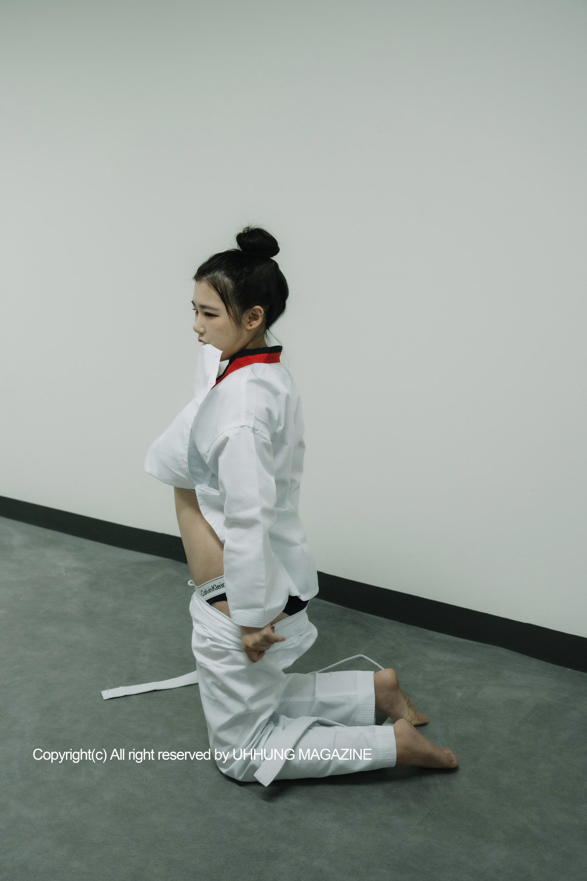 Jenn 젠, UHHUNG Magazine Vol.01 Taekwondo Set.02