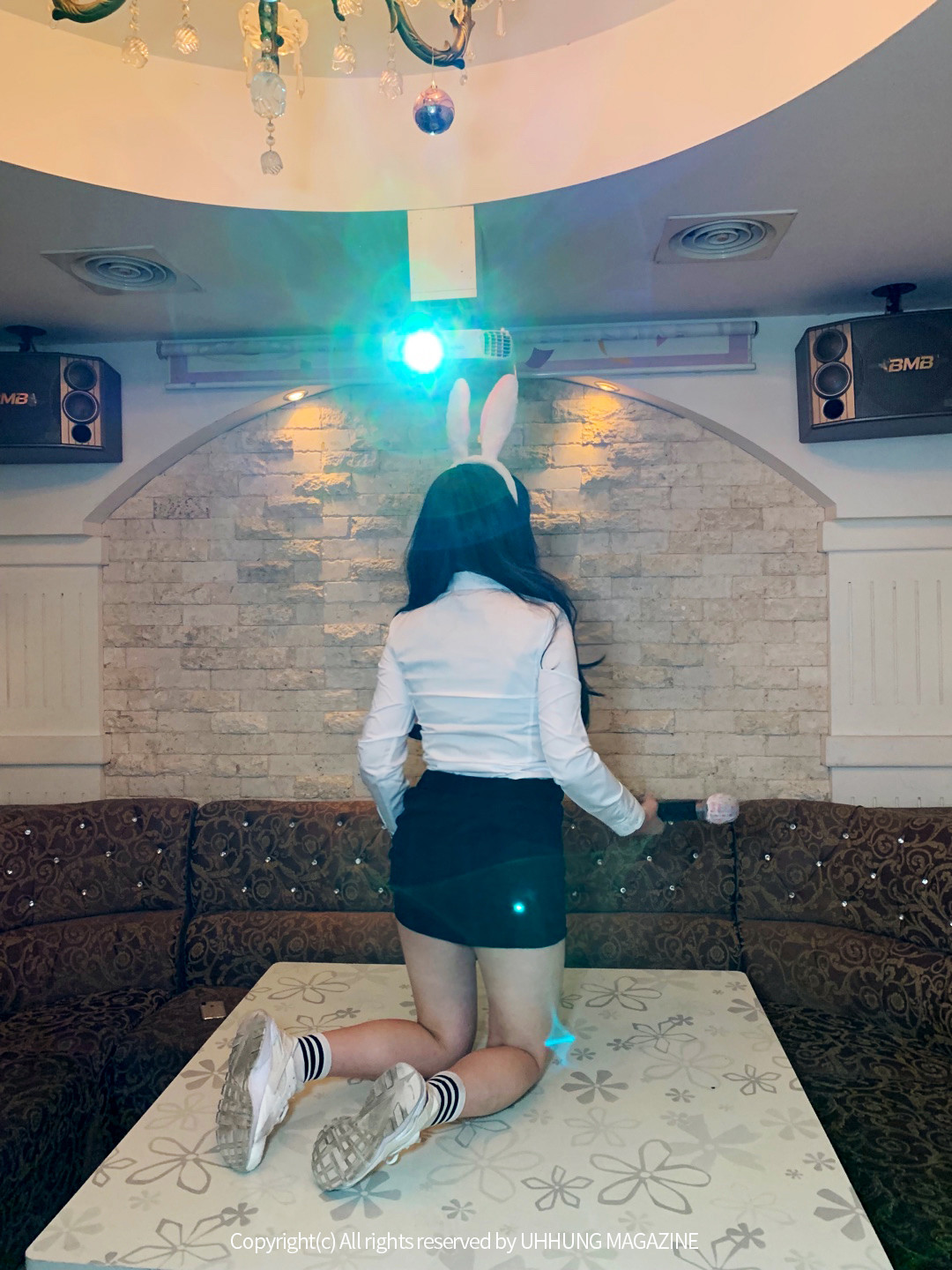 Hyejung 혜정, UHHUNG Magazine Vol.01 Karaoke Set.01