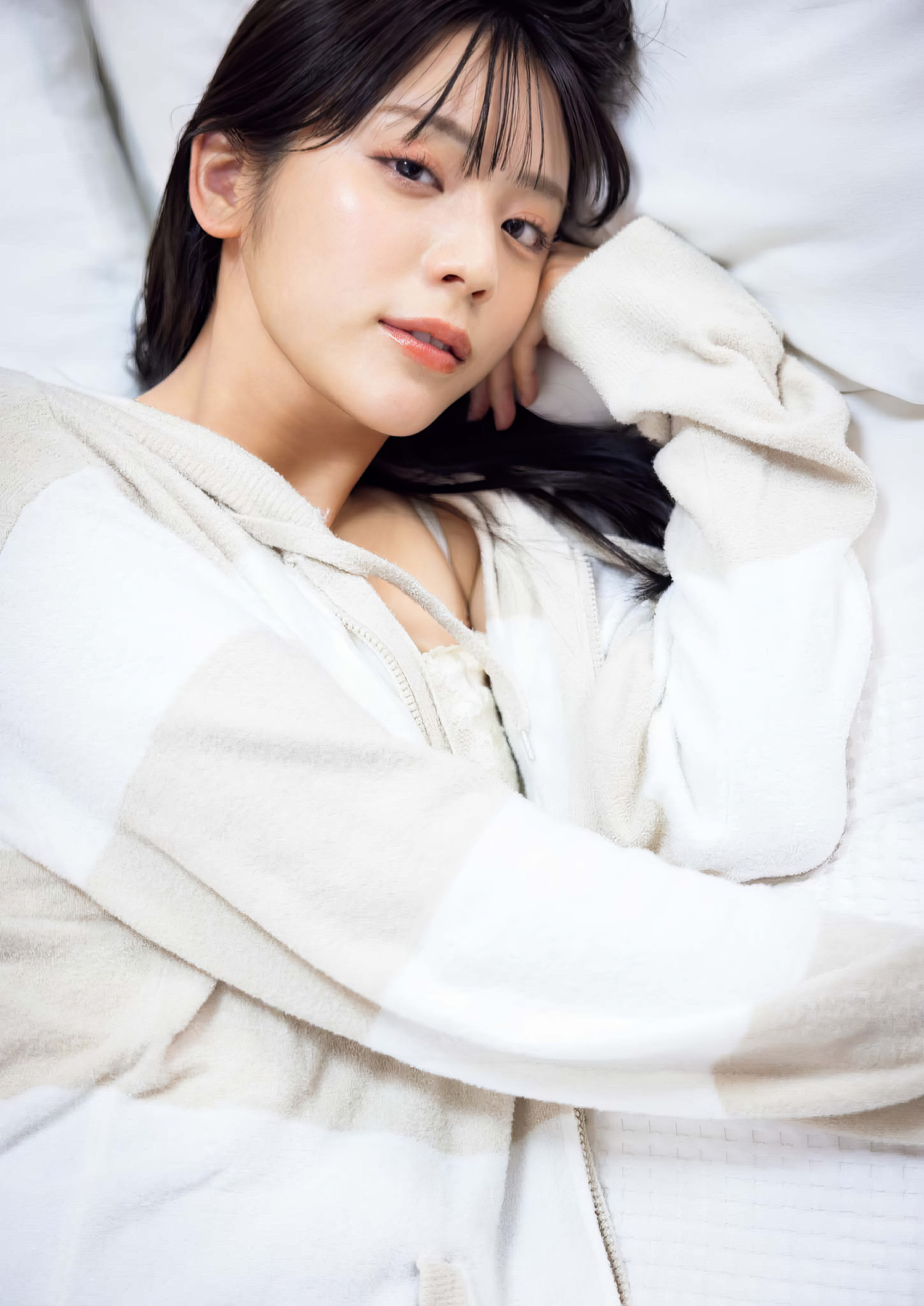 Asuka Kijima 貴島明日香, Big Comic Spirits 2024 No.26 (ビッグコミックスピリッツ 2024年26号)