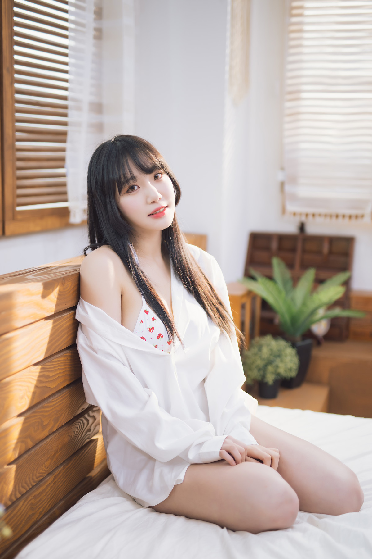 Sooflower 수련수련, Strawberry Photobook Set.01 17 Sooflower 수련수련, Strawberry Photobook Set.01