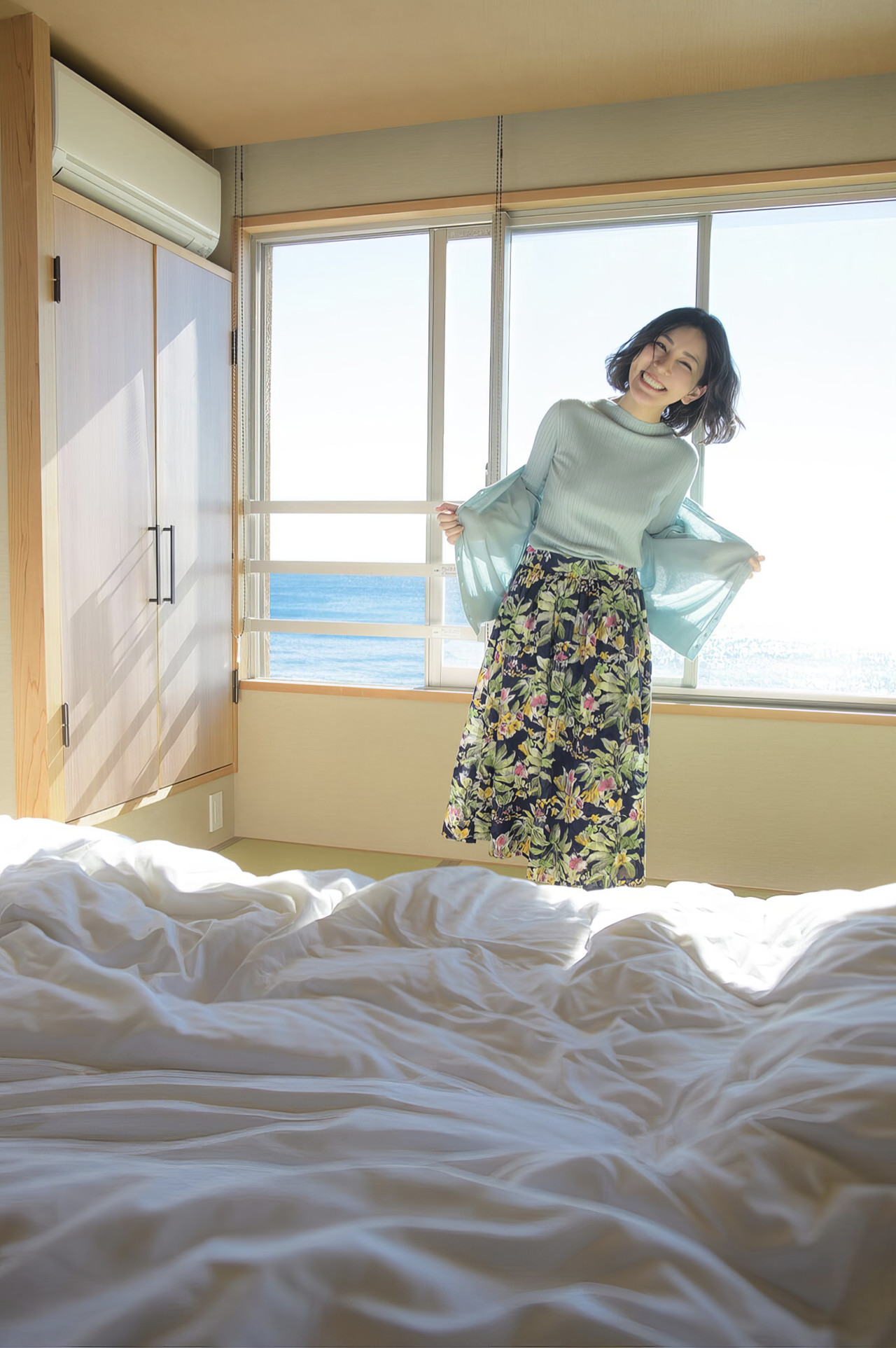 Sayuri Nishiyama 西山さゆり, 周刊ポストデジタル写真集 [高须クリニックの受付嬢・ Yes！] Set.02