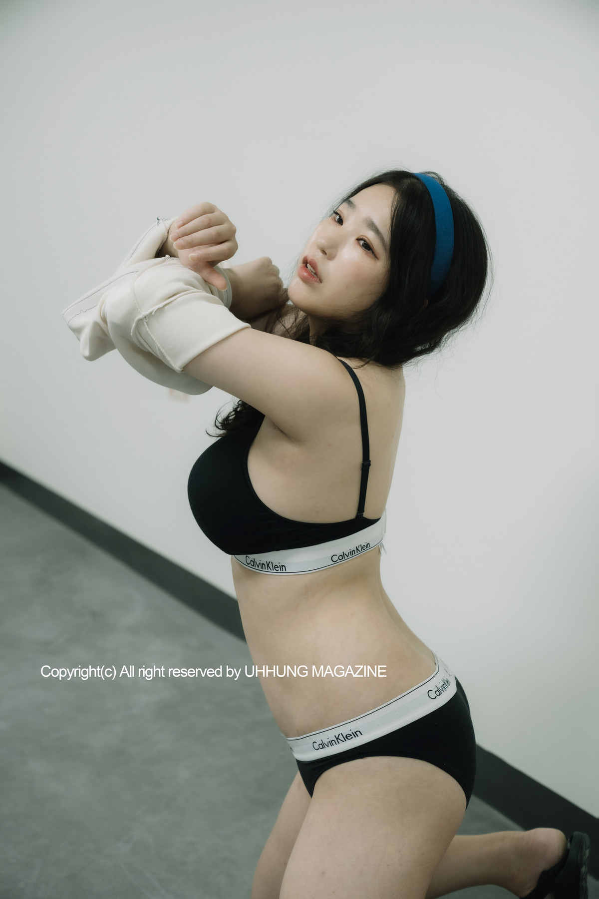 Jenn 젠, UHHUNG Magazine Vol.01 Taekwondo Set.01