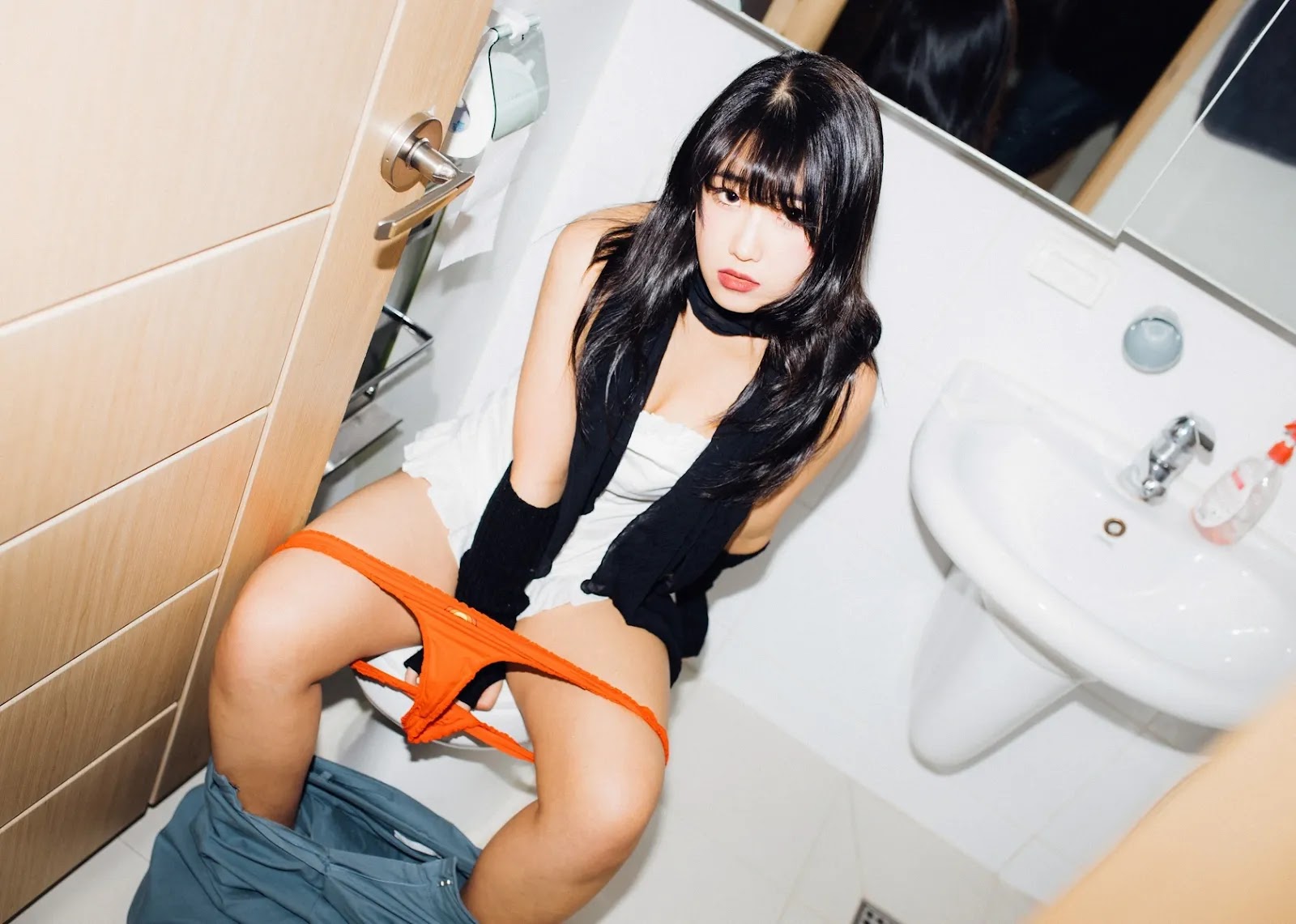 Ji-Eun Lim 임지은, [Moon Night Snap] Weirdness [76P]