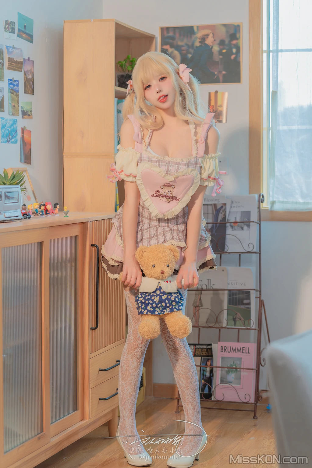 Coser@黏黏团子兔: 居家甜妹 超级敏感