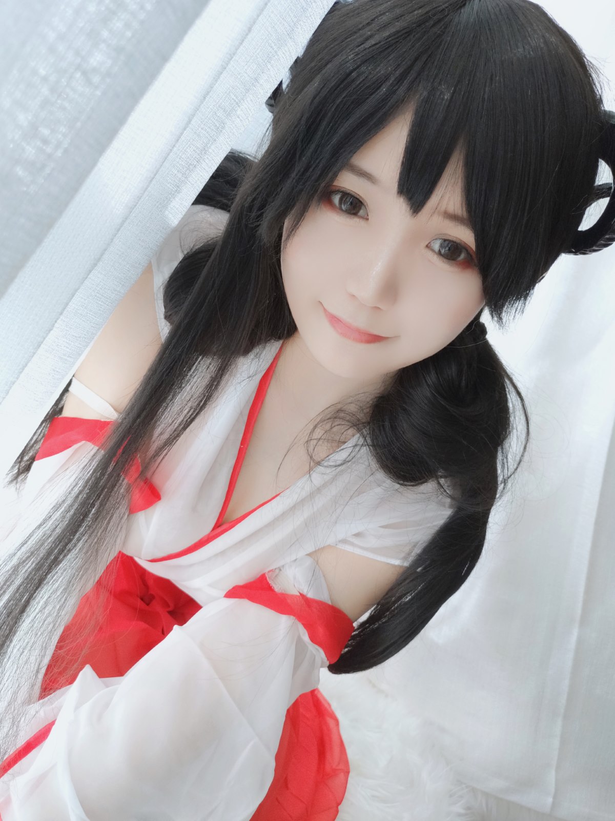 Coser@小仓千代w Vol.008 有点不对劲的巫女