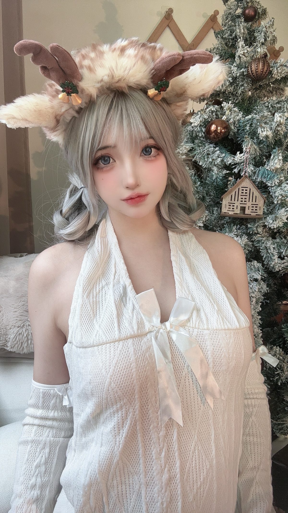 Coser@疯猫ss – 圣诞特典And白色毛衣 Part2