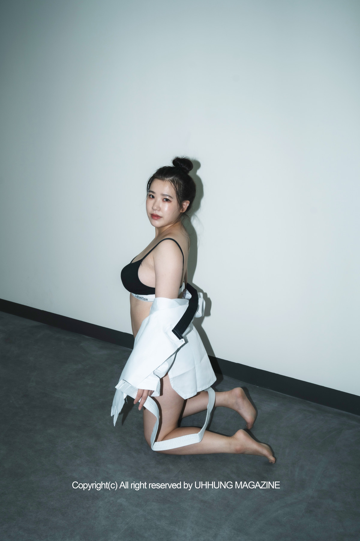 Jenn 젠, UHHUNG Magazine Vol.01 Taekwondo Set.02