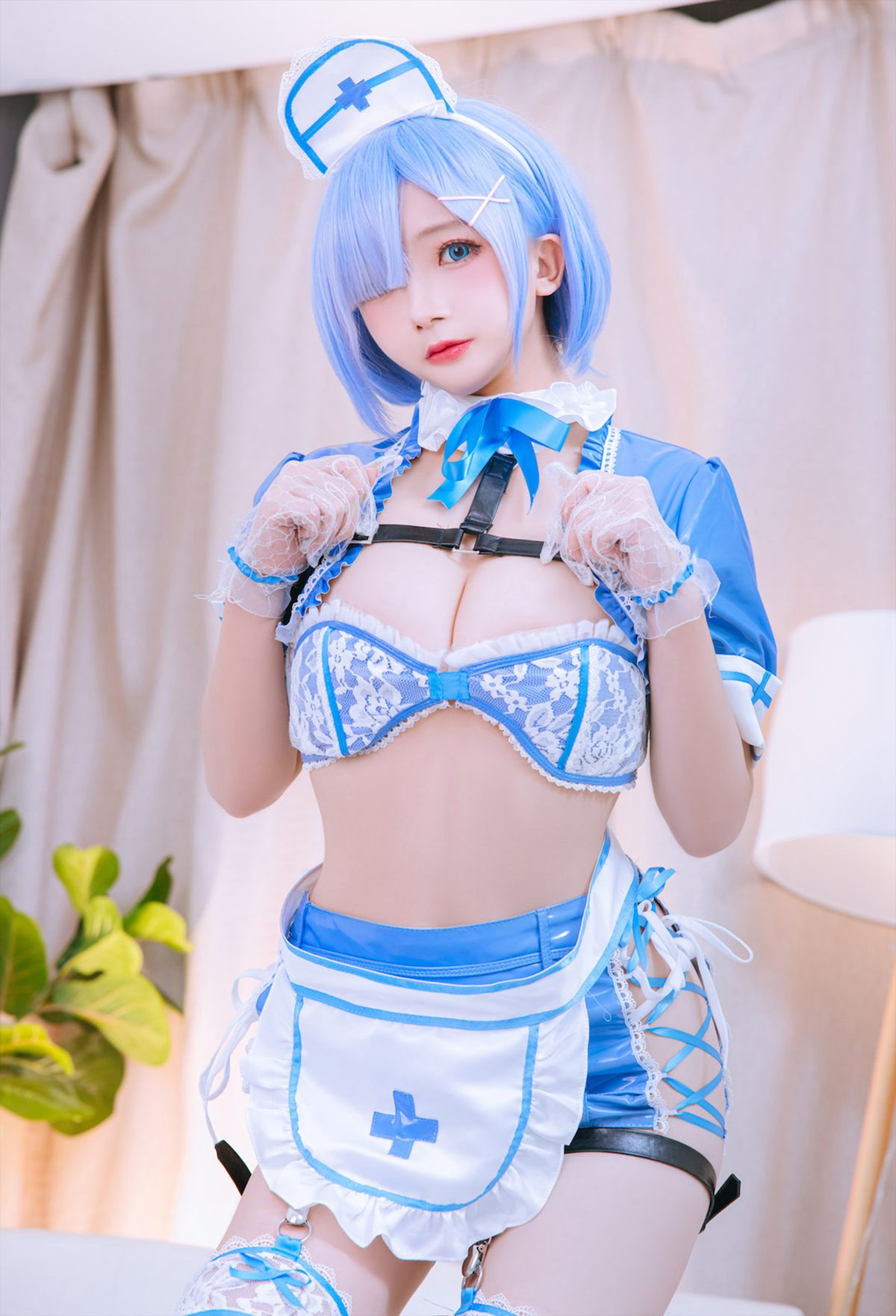 Coser@日奈娇 – 蕾姆蓝色护士