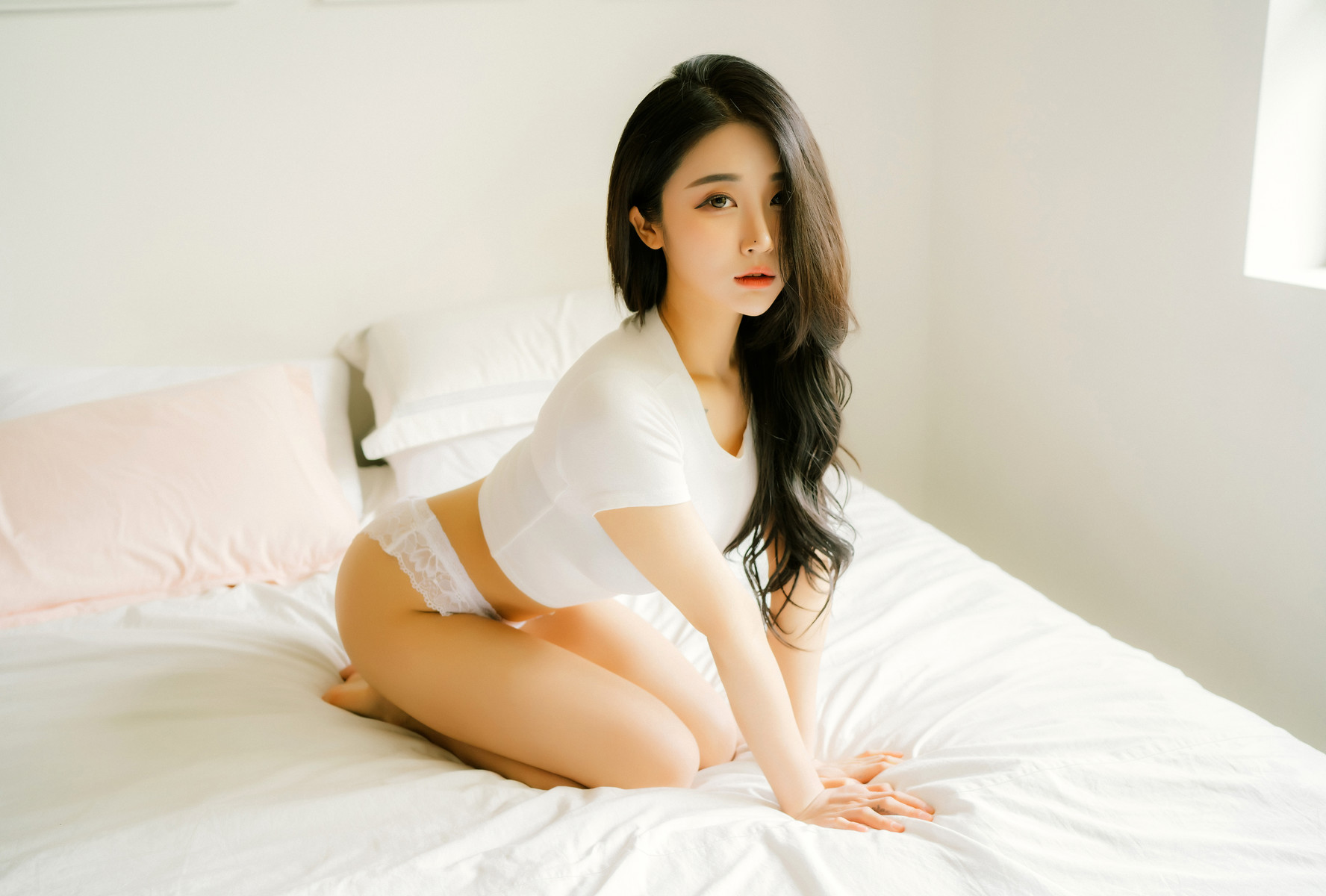 Bomi 보미 x Zia 지아, [Moon Night Snap] Together Vol.02 – Set.02 [31P]