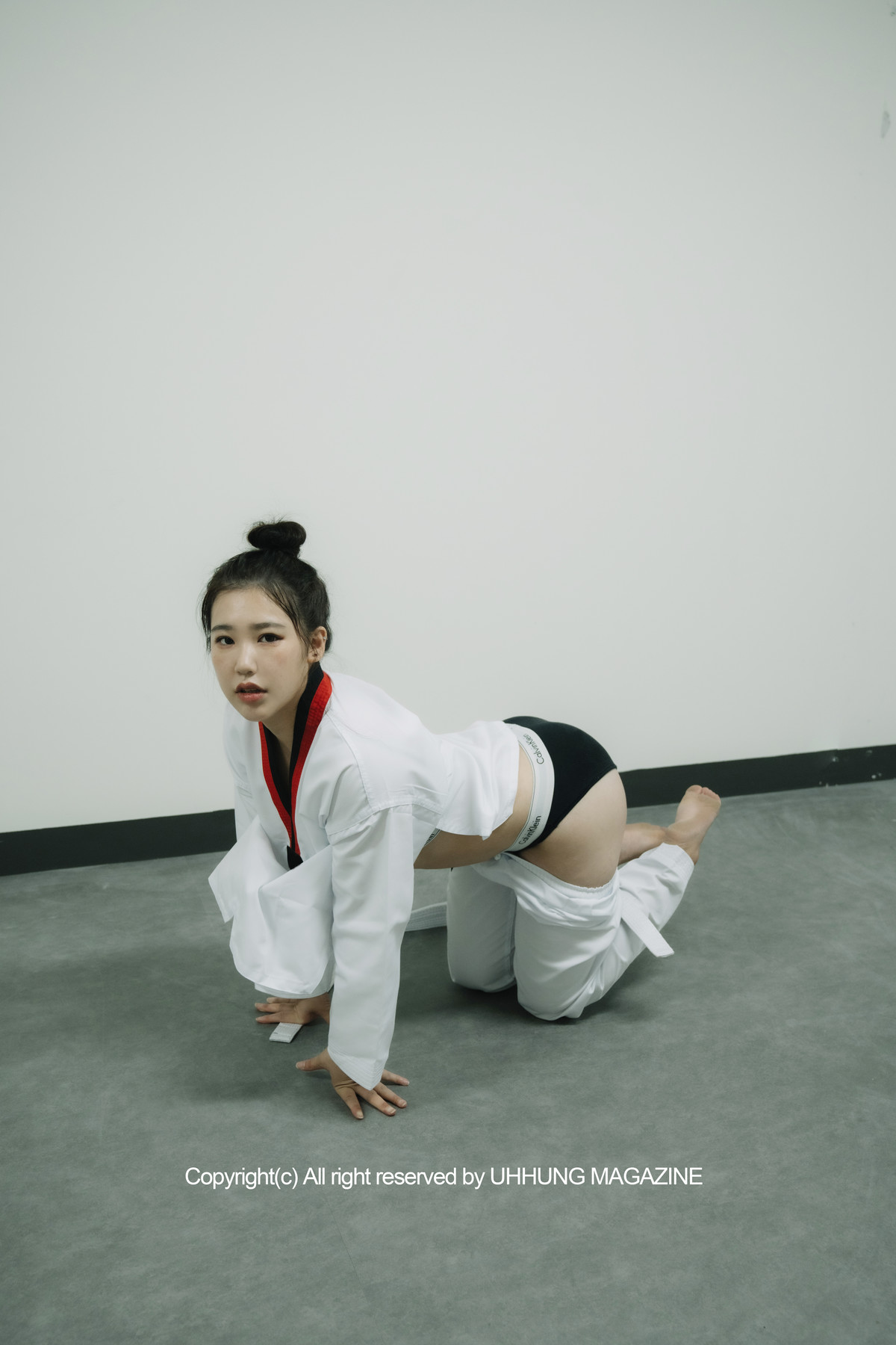 Jenn 젠, UHHUNG Magazine Vol.01 Taekwondo Set.02