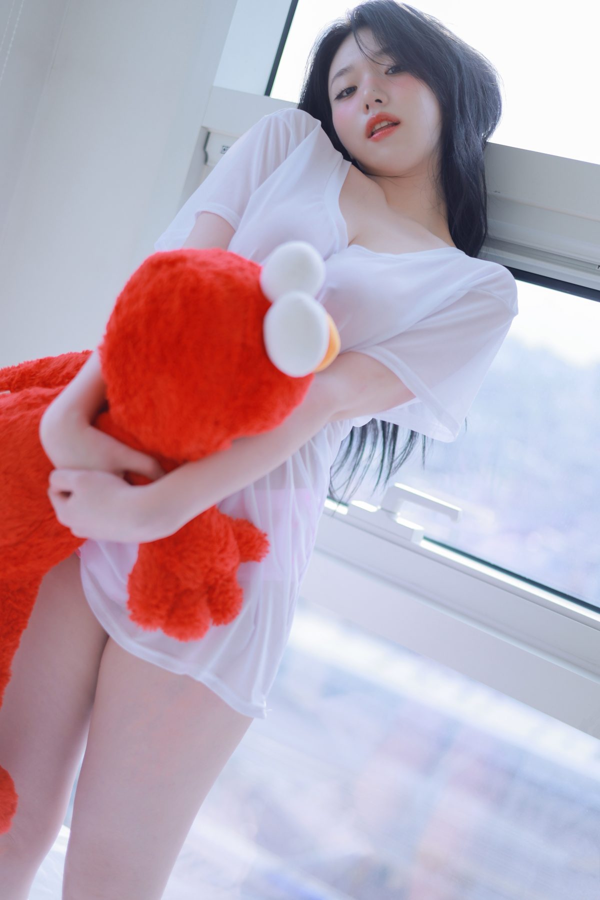 Naked – Yeon Woo 연우 Part1