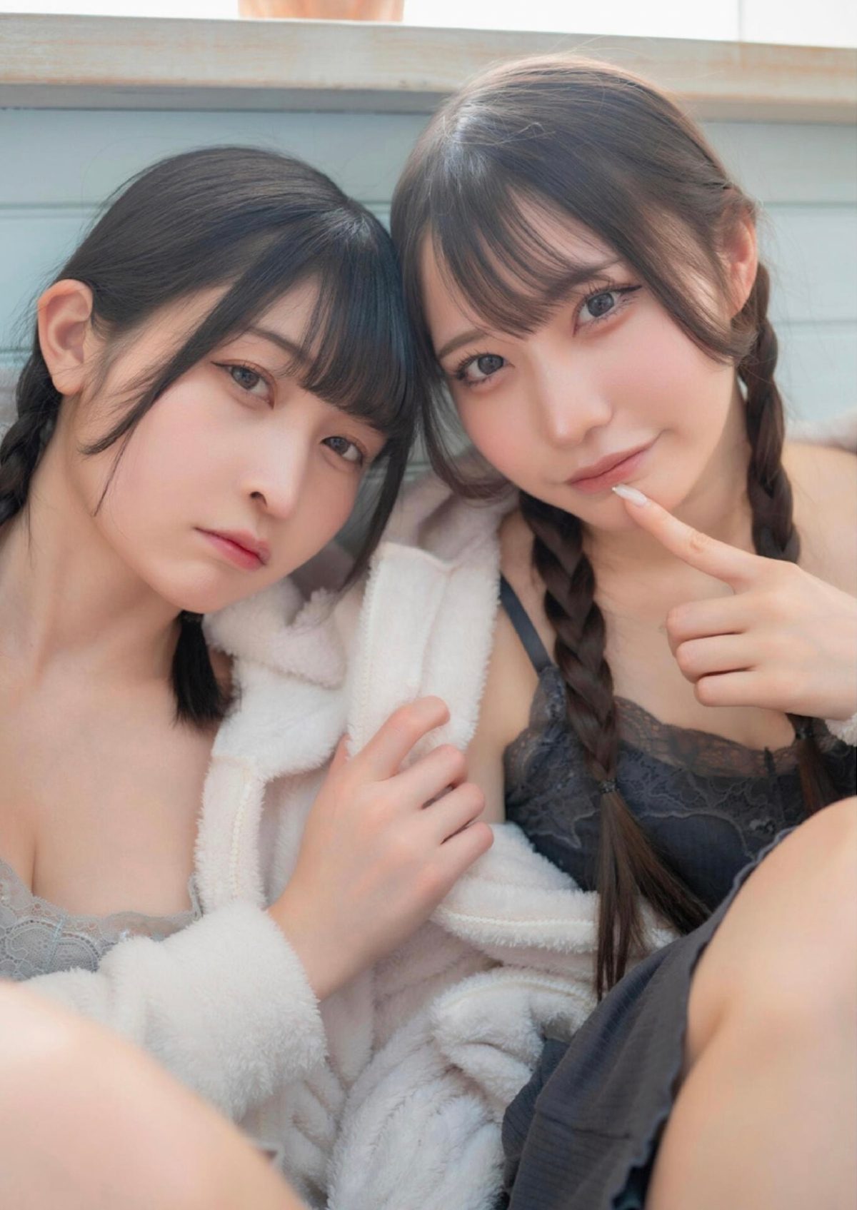 スカートを約100回めくれる本 Vol.27 水那しおね 芽衣 Part3
